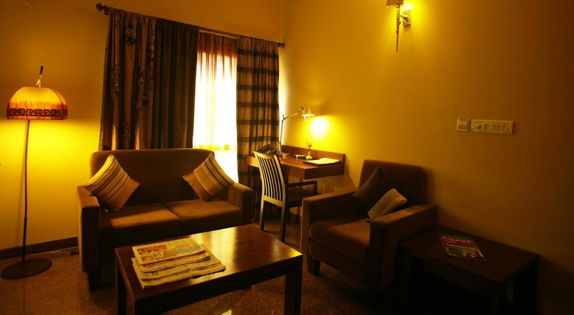 Aparthotel Justa Indiranagar 4*