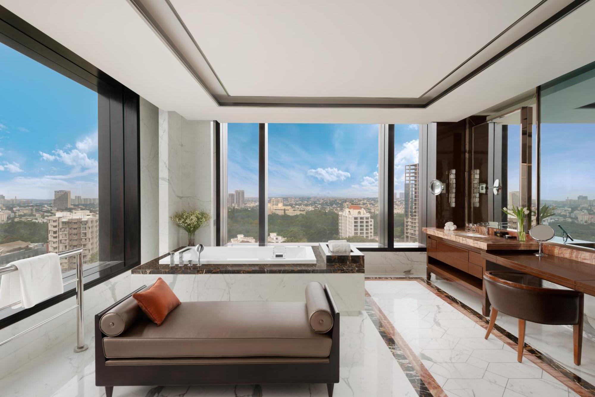 Shangri-la 5*
