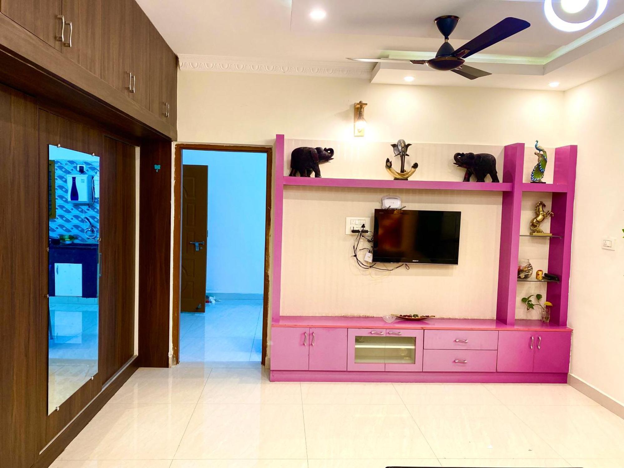 Holiday home Premium Pent House With Hot Bath Tub Near Ecity - Luxe King Size Bed With Large Sitout Area Bangalore