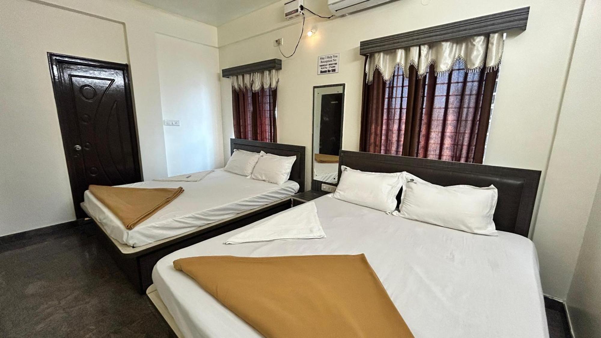 Hotel Aradhya Palace Yeshwantpur Bangalore