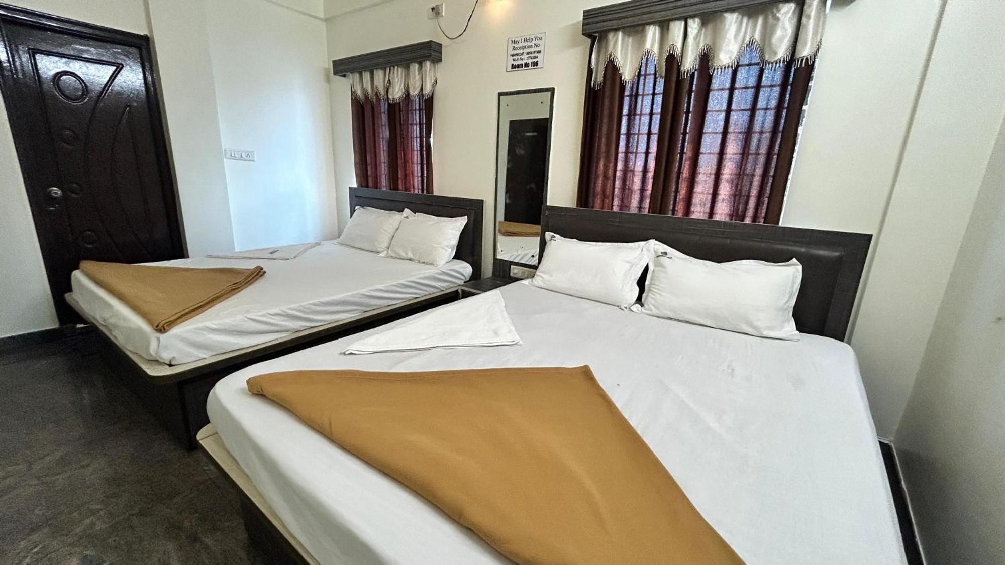 Aradhya Palace Yeshwantpur 3*