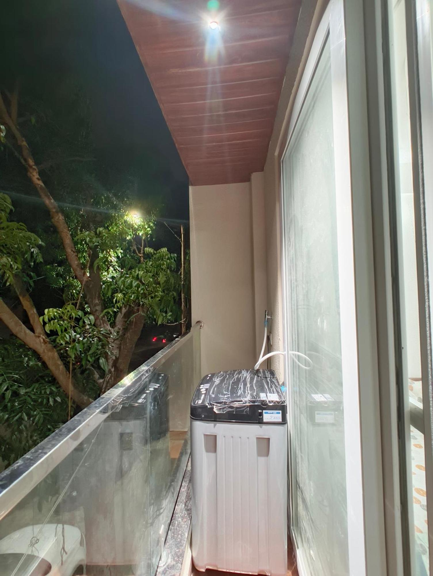 M's Cozy Unwind - Lily Bangalore