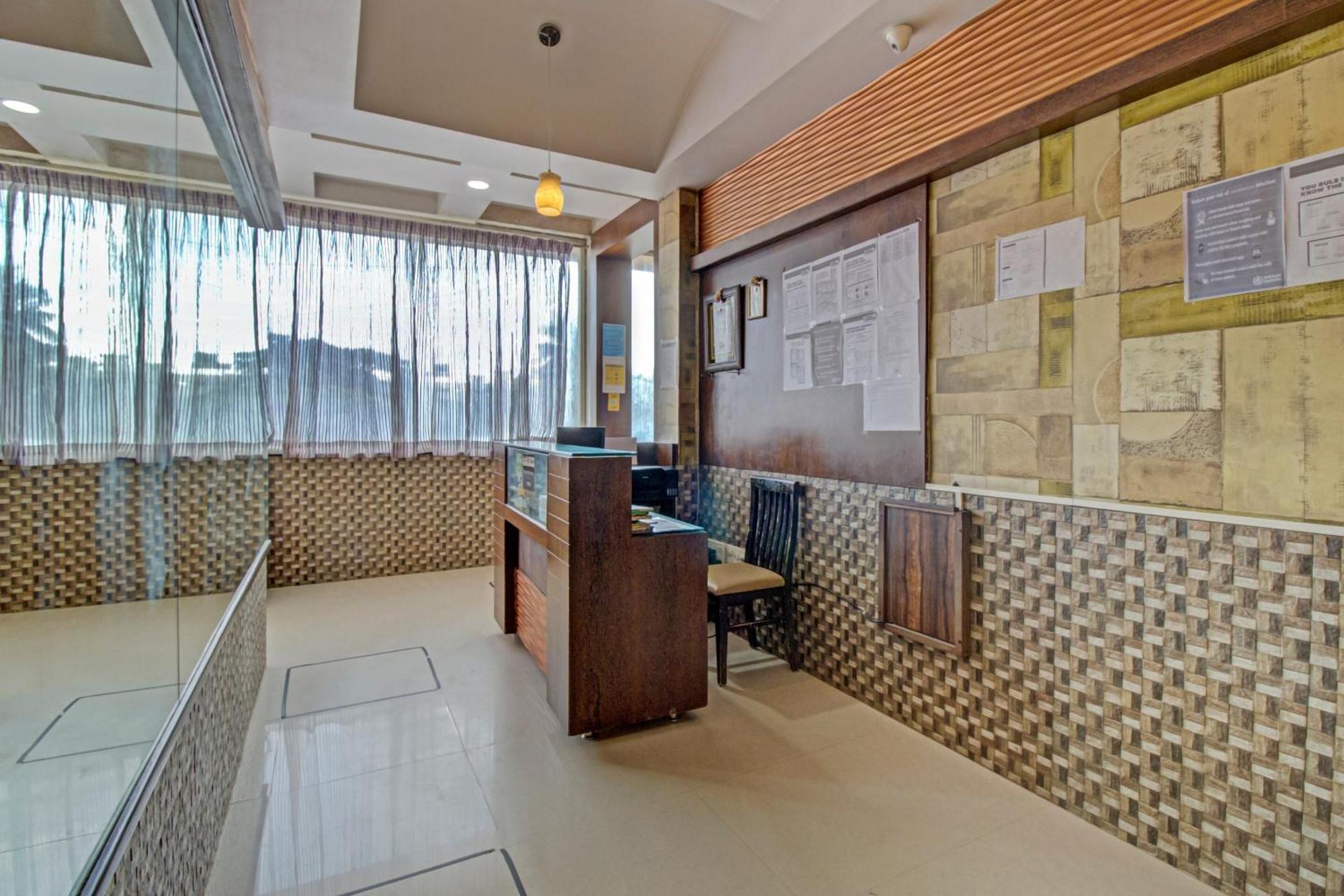 O Royal Shades Hotel