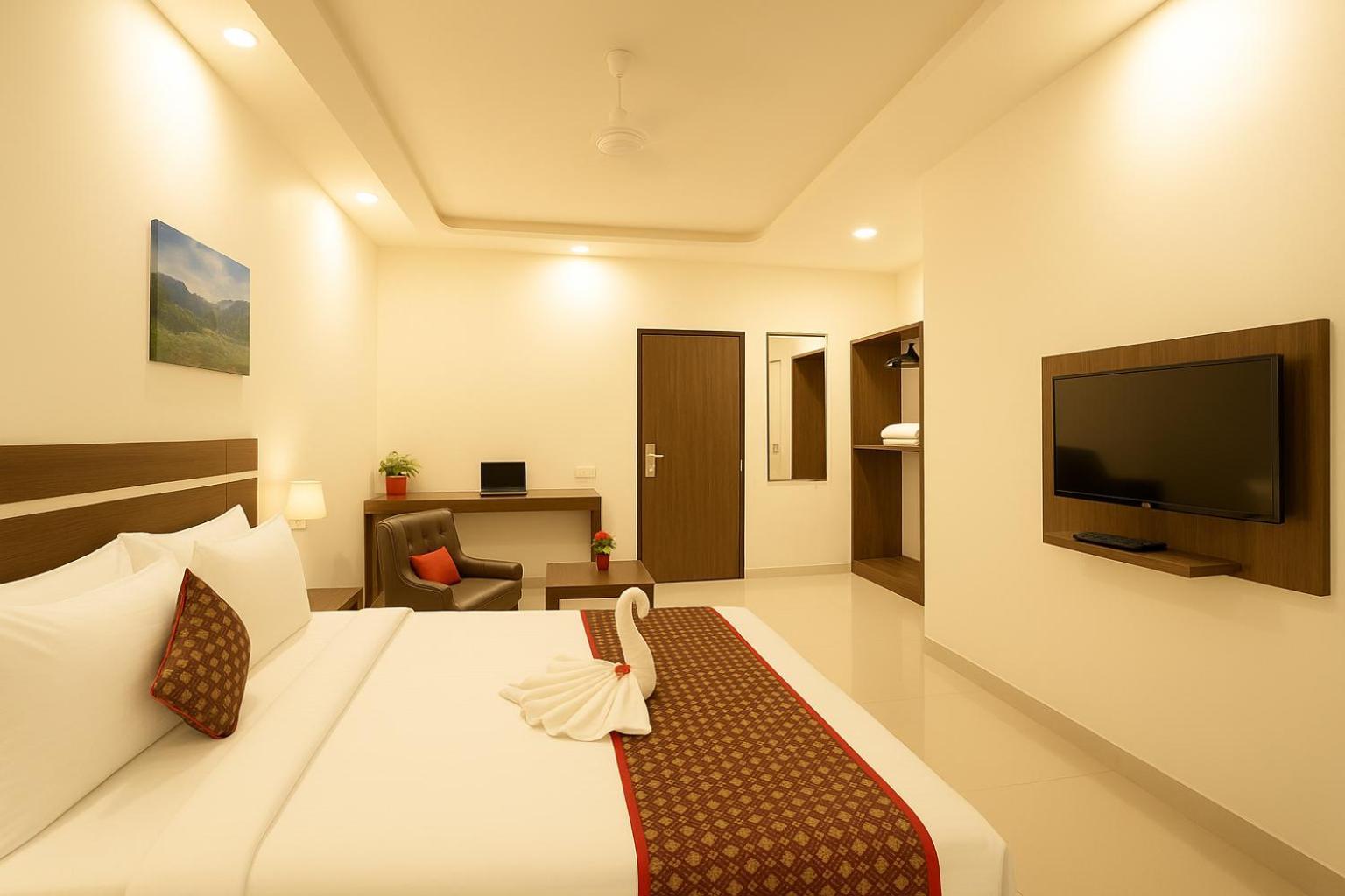 Compact Tea Square Bed & Breakfast Bangalore