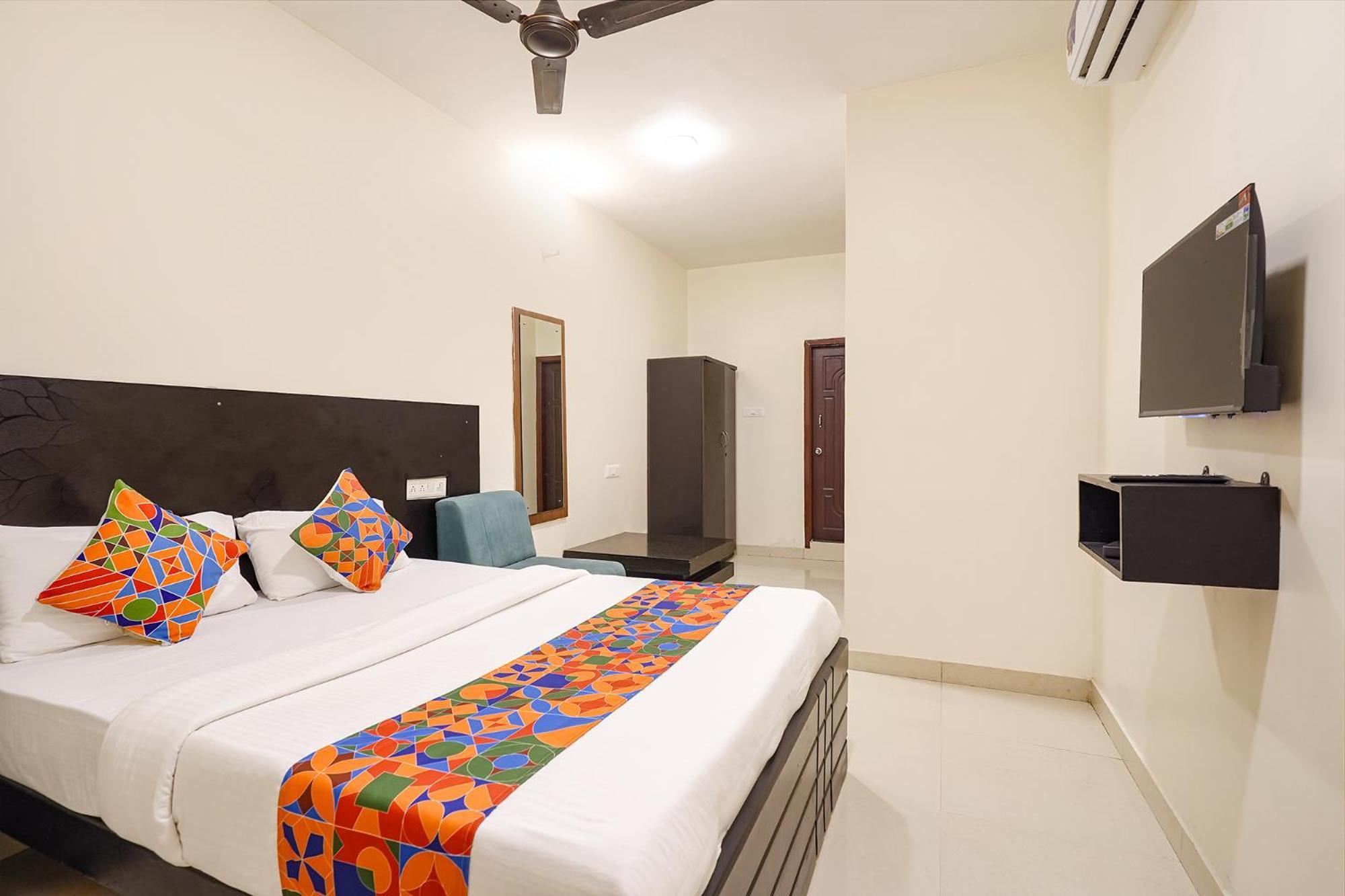 Hotel Fabhotel Maark Bangalore