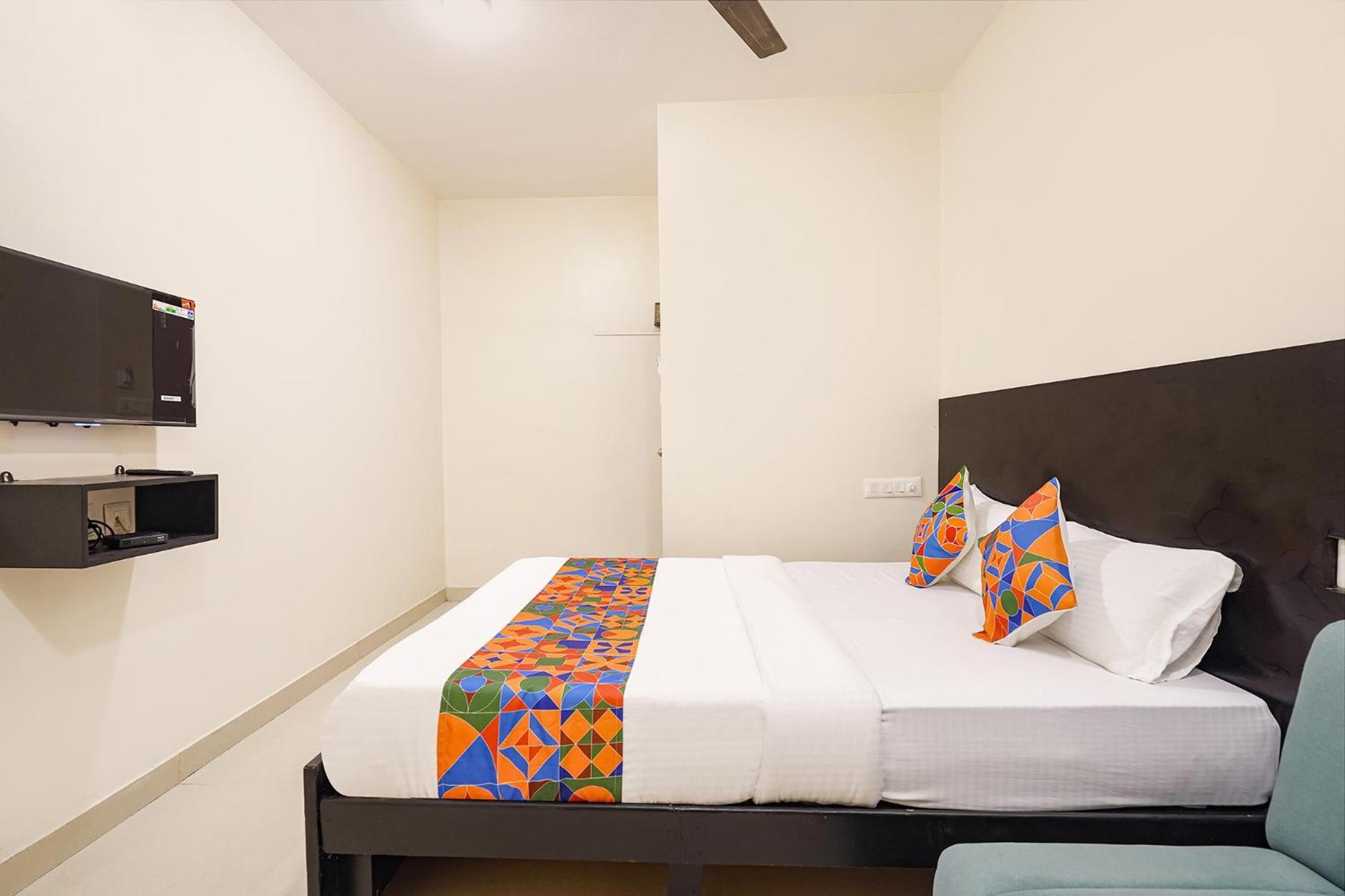 Fabhotel Maark