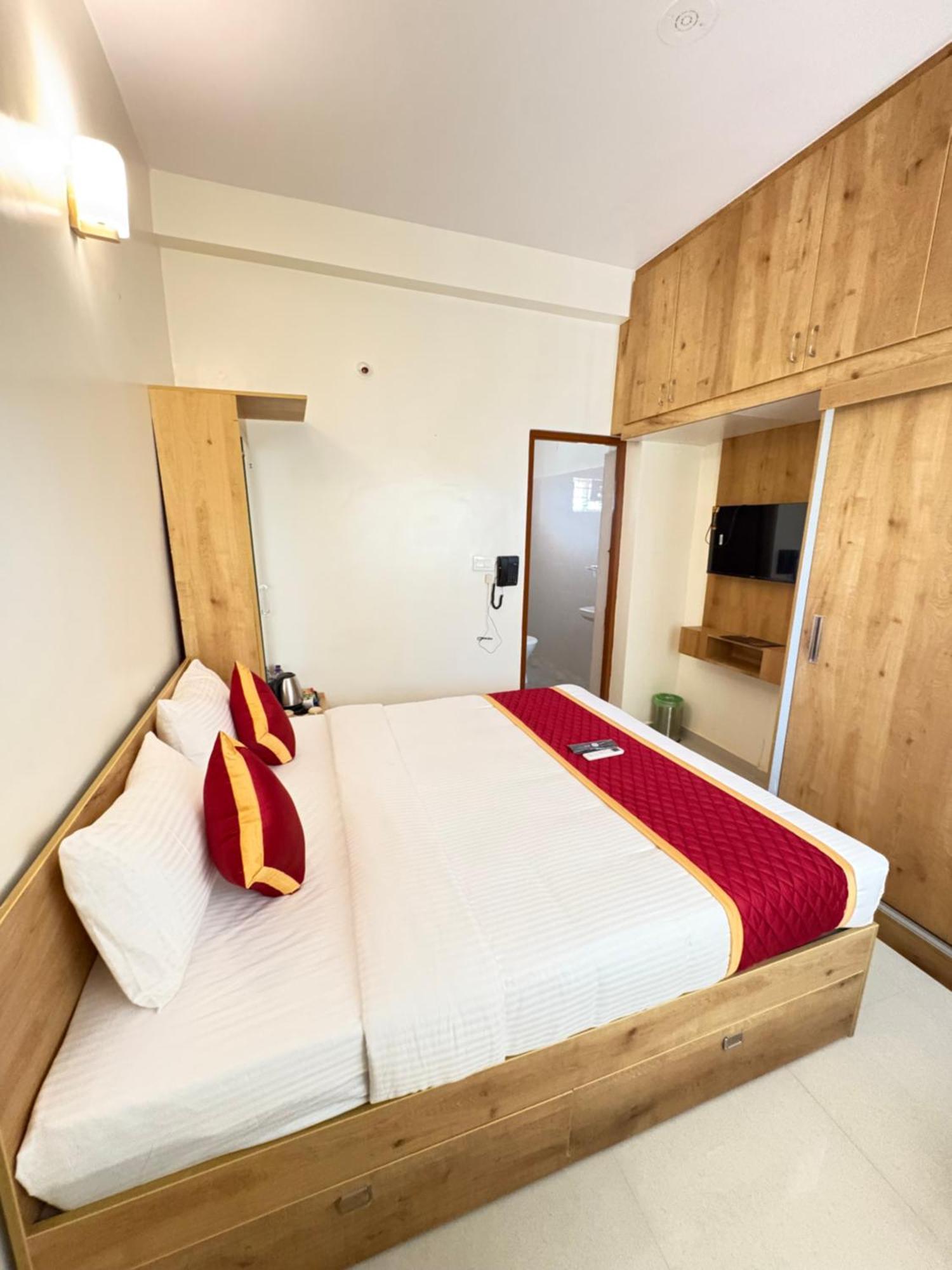 Sai Grand Near Airport *