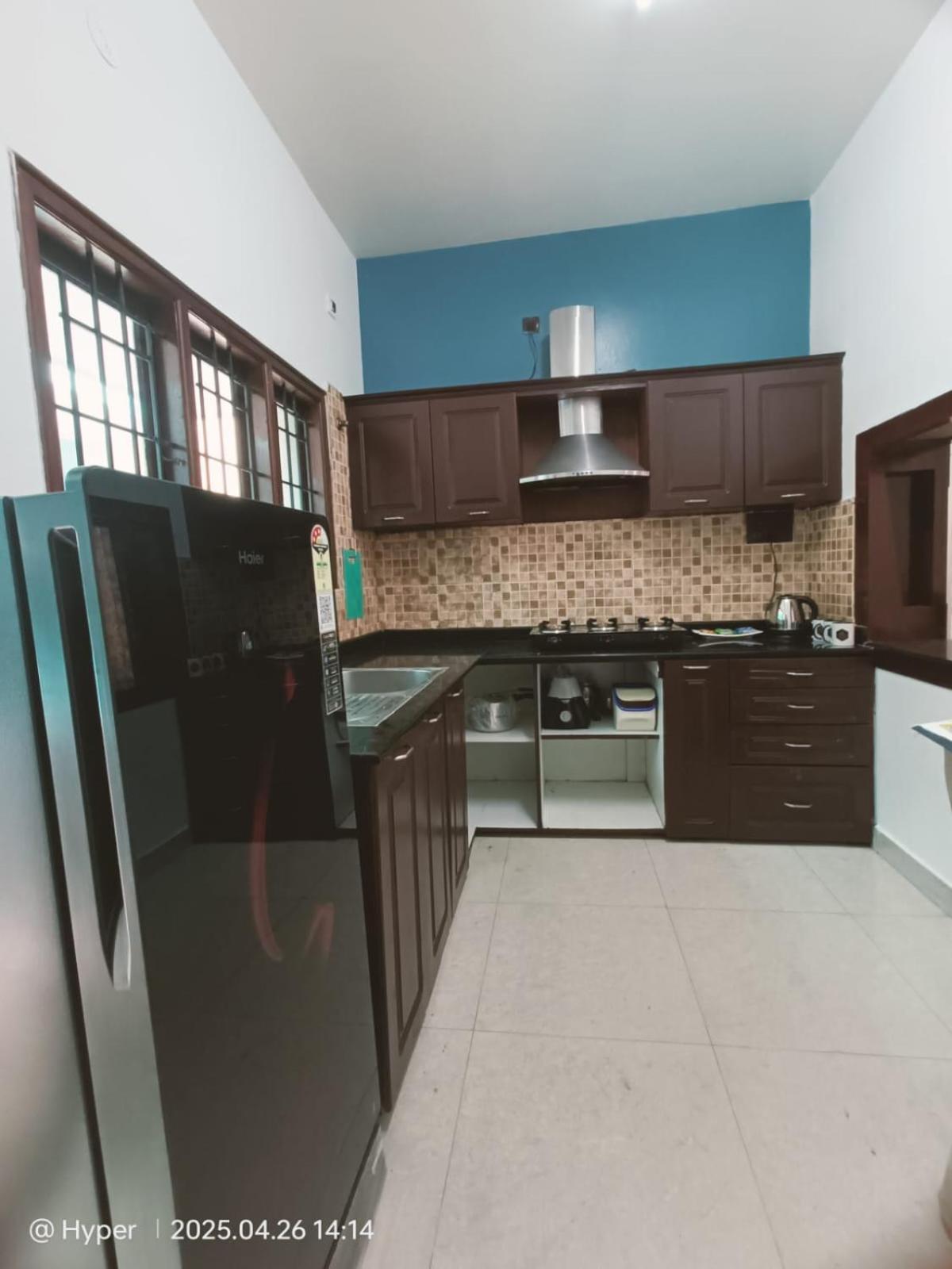Danny's Villa-2 Bedrooms With Parking Villa *