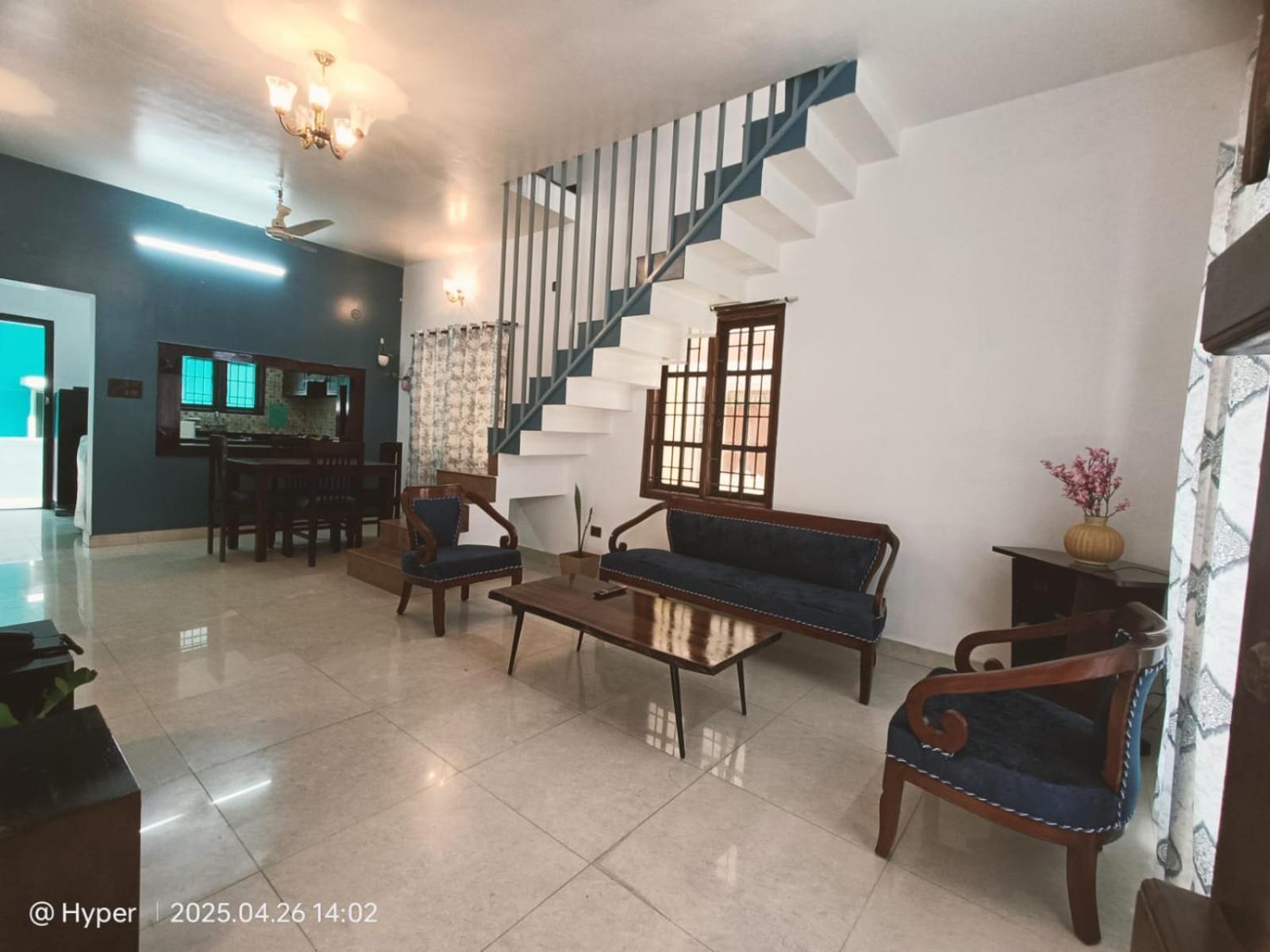 Villa Danny's Villa-2 Bedrooms With Parking *