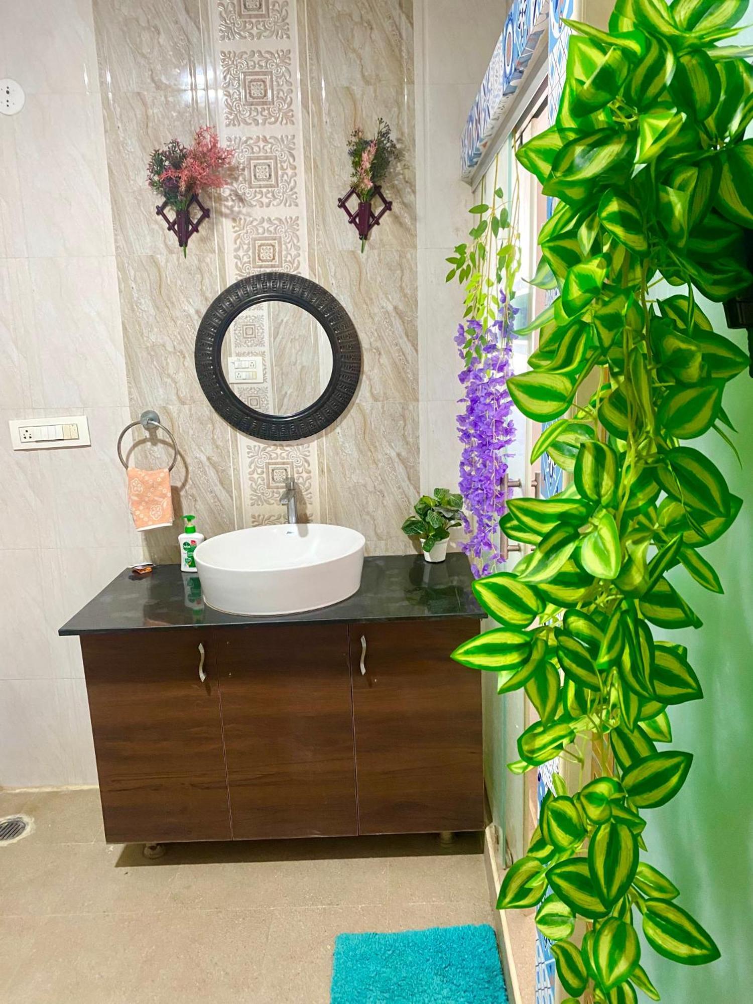 Holiday home Premium Pent House With Hot Bath Tub Near Ecity - Luxe King Size Bed With Large Sitout Area *