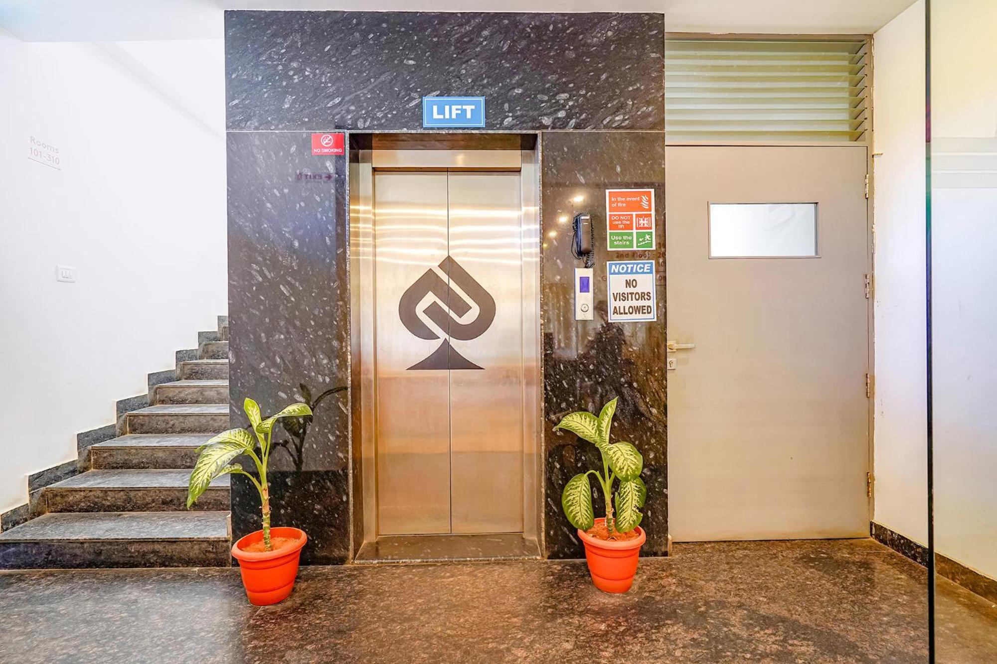 Fabhotel Moonlight 3* Bangalore