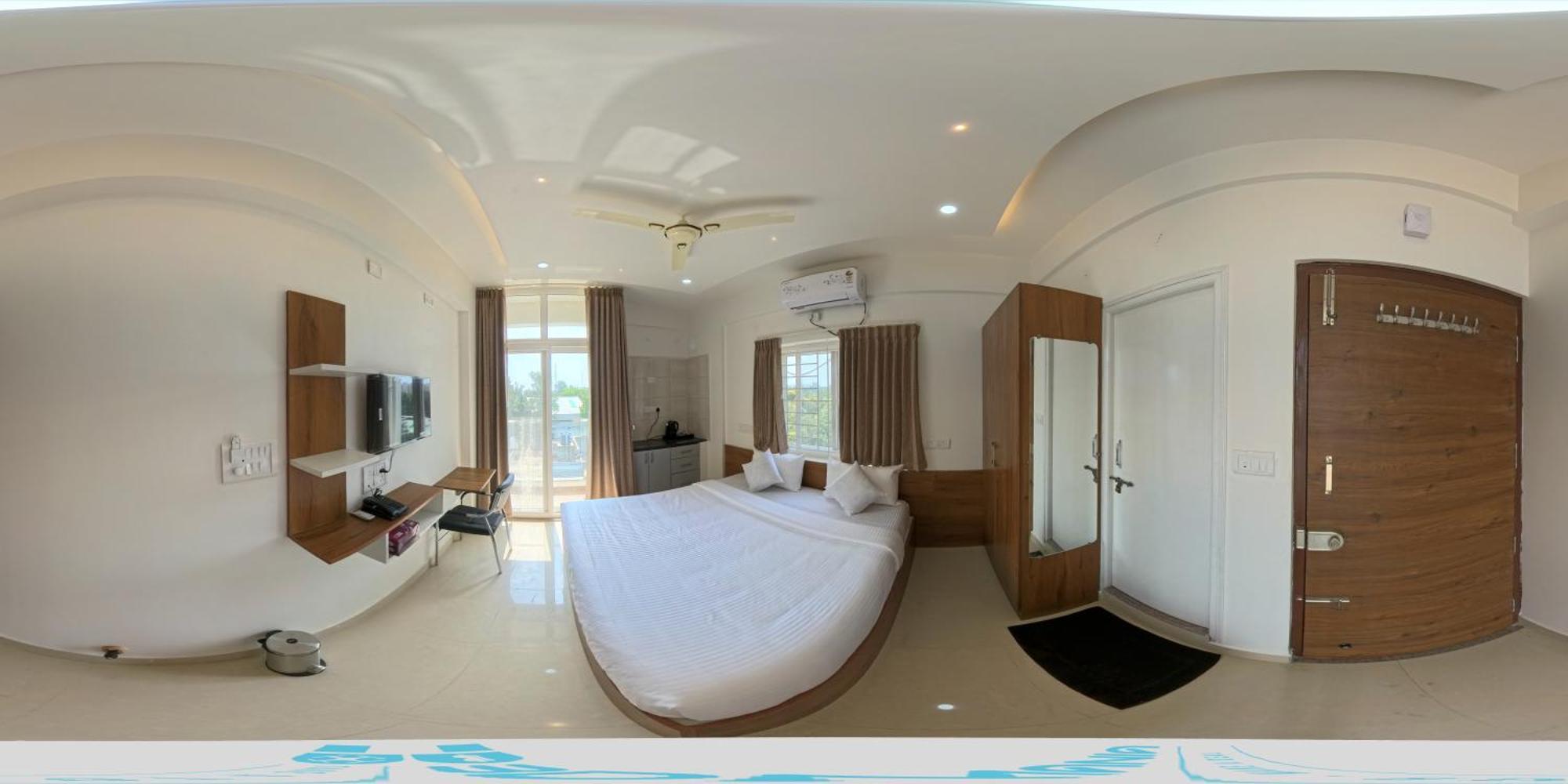 Hotel Daffodil By Rhlv Bangalore