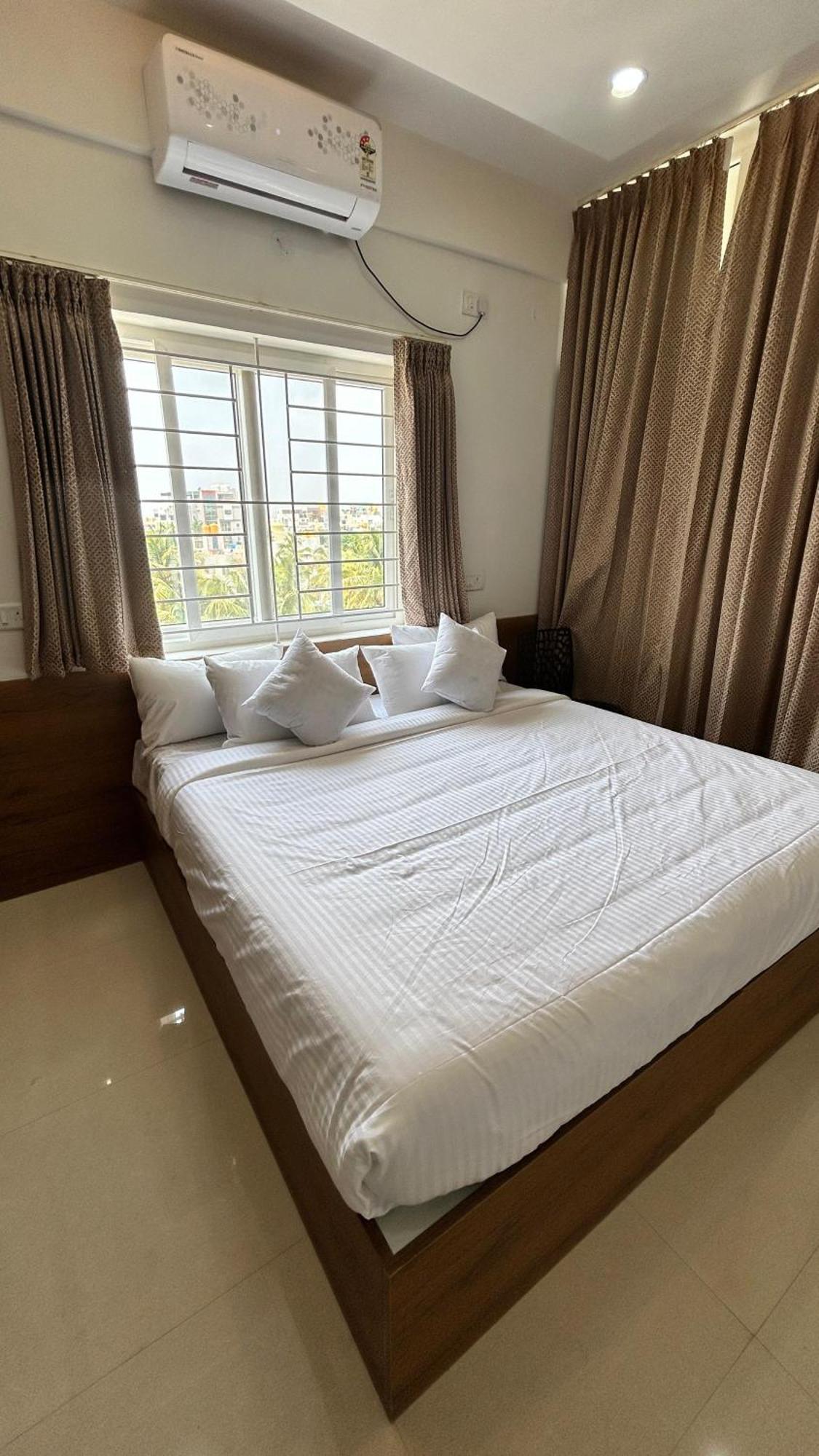 Daffodil By Rhlv Hotel Bangalore