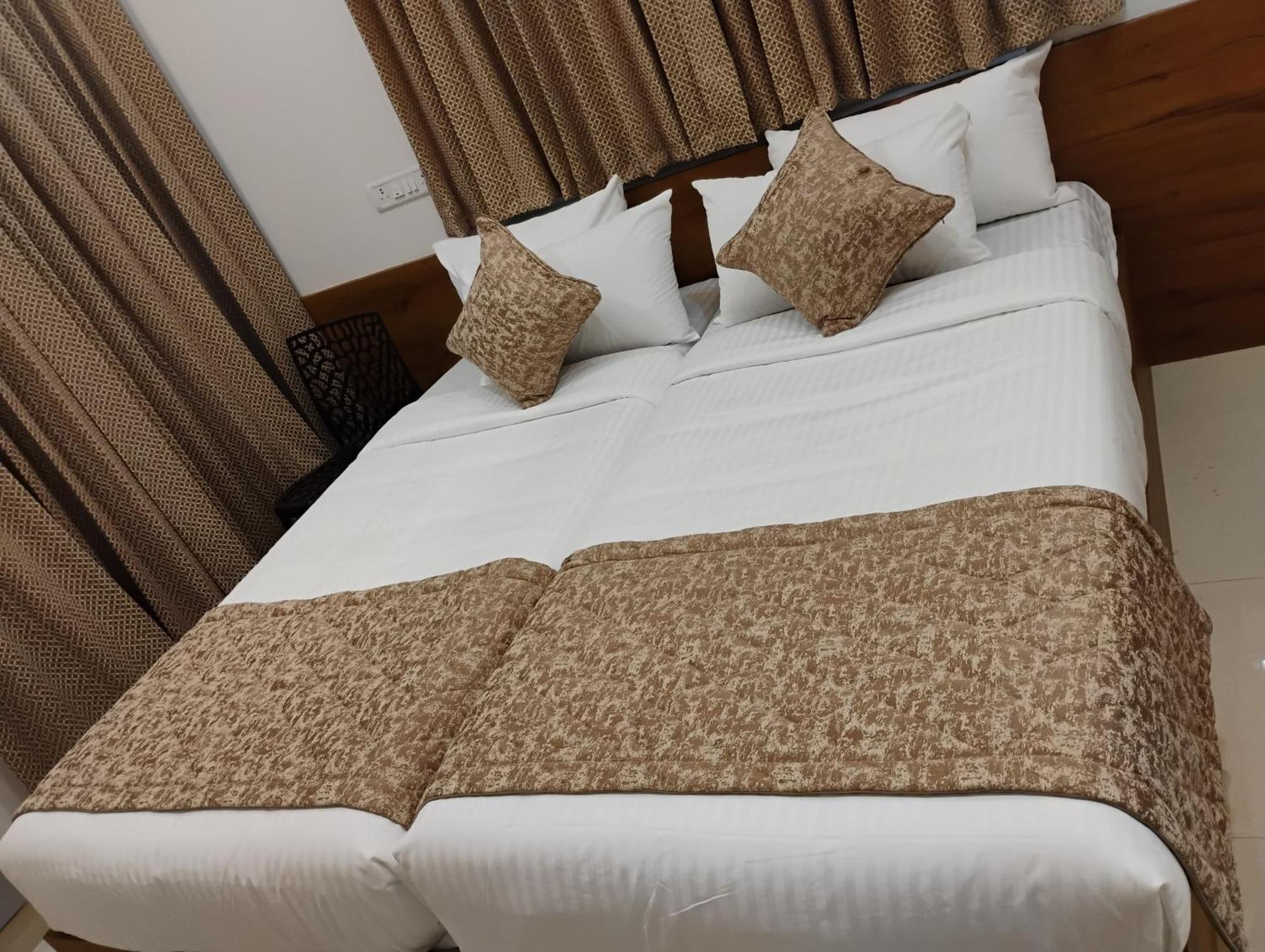 Daffodil By Rhlv Hotel Bangalore