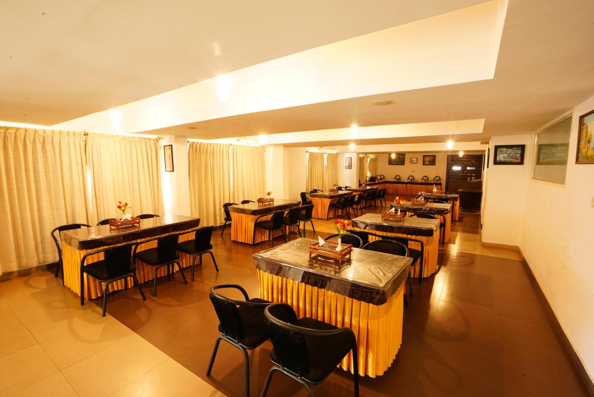 Grand Bee By Bestinn Leisure, Yeshwanthpur Junction Hotel