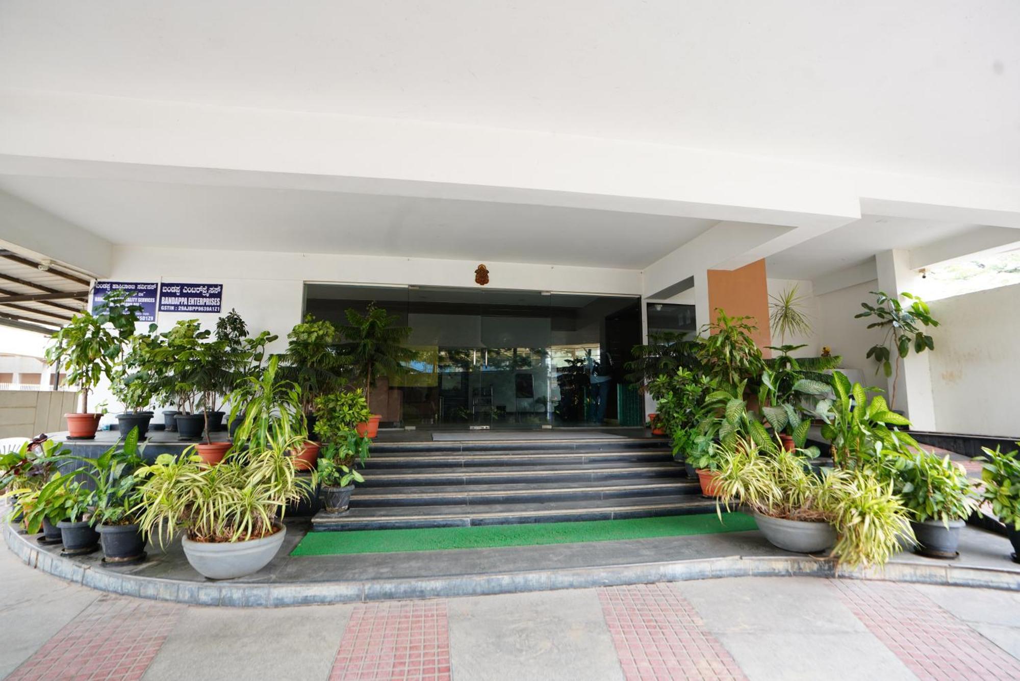 Grand Bee By Bestinn Leisure, Yeshwanthpur Junction Hotel