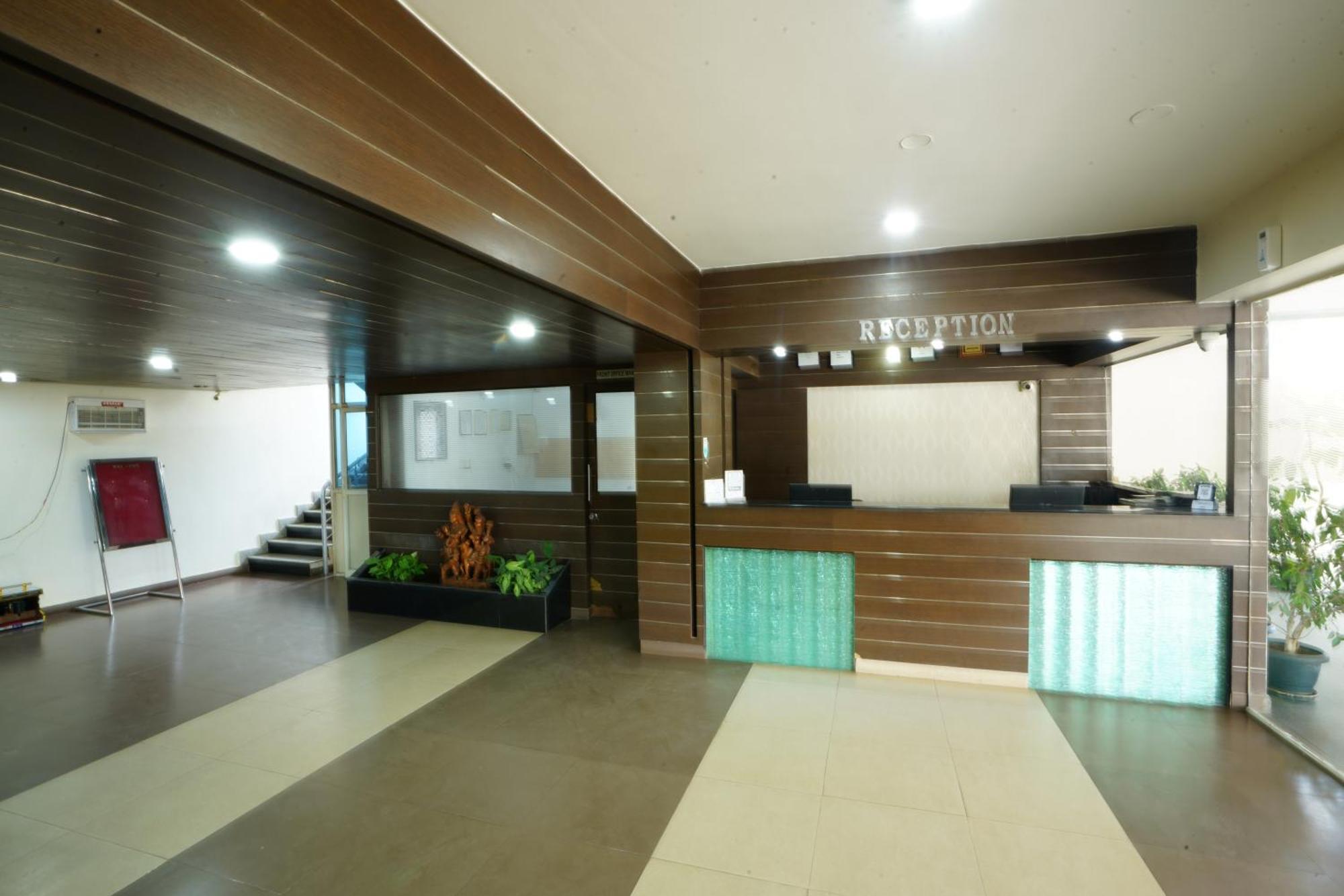 Grand Bee By Bestinn Leisure, Yeshwanthpur Junction 4*