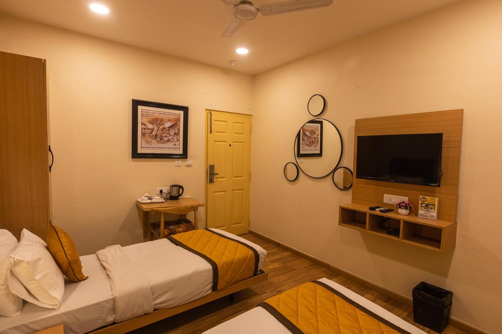 Hotel Galaxy Ivory Corporate 3*
