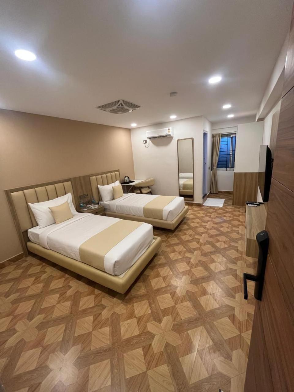 Hotel Hz Stories 3*