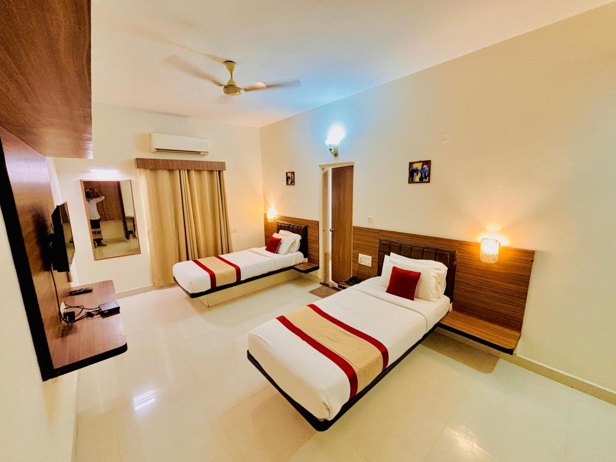 Grand Bee By Bestinn Leisure, Yeshwanthpur Junction Bangalore
