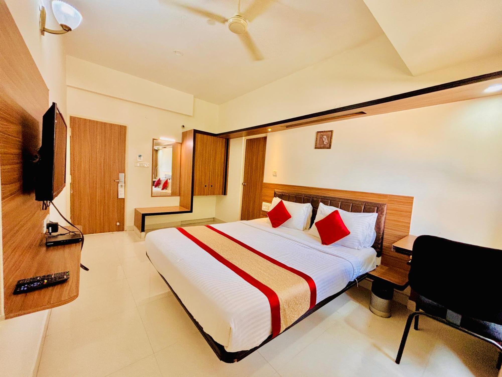 Grand Bee By Bestinn Leisure, Yeshwanthpur Junction Hotel Bangalore
