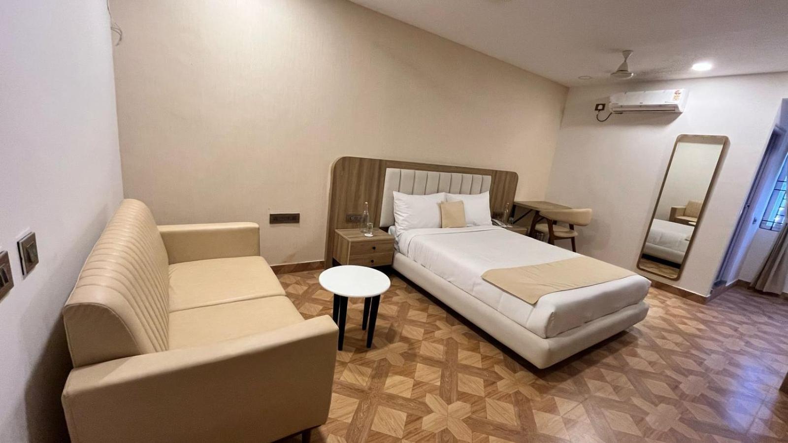 Hz Stories Hotel 3*