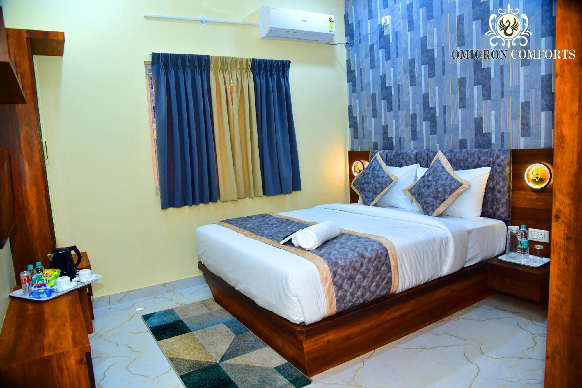 Hotel Deluxe Ac By Omicron Comforts-manyata Tech Park 2*