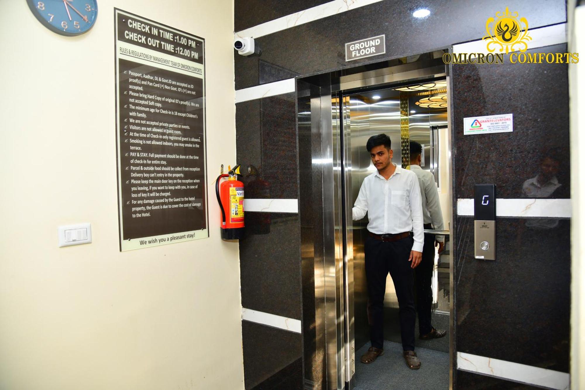 Hotel Deluxe Ac By Omicron Comforts-manyata Tech Park