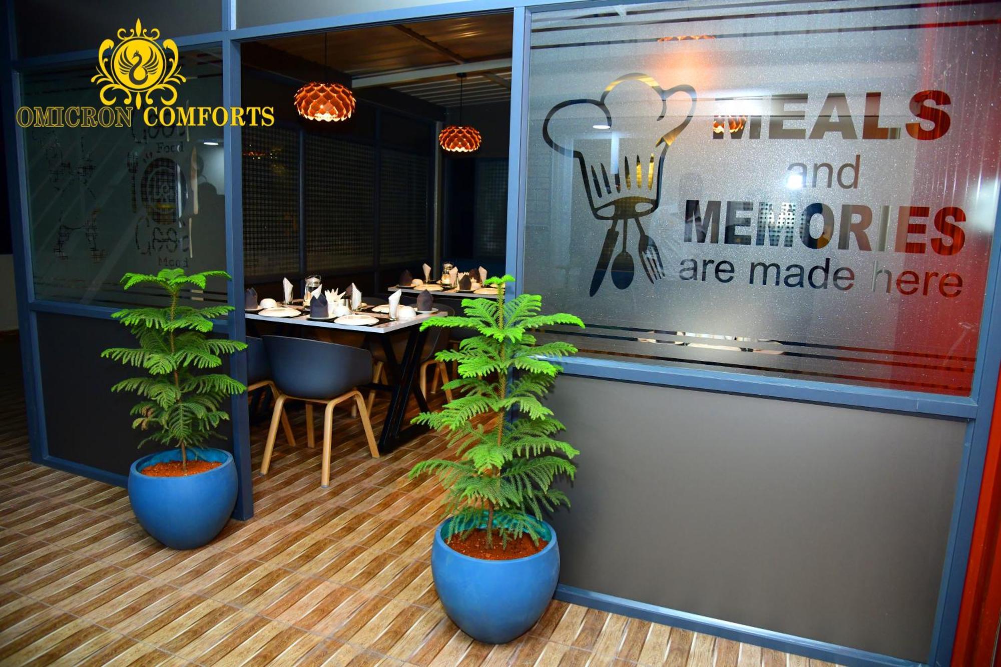 Hotel Deluxe Ac By Omicron Comforts-manyata Tech Park 2*