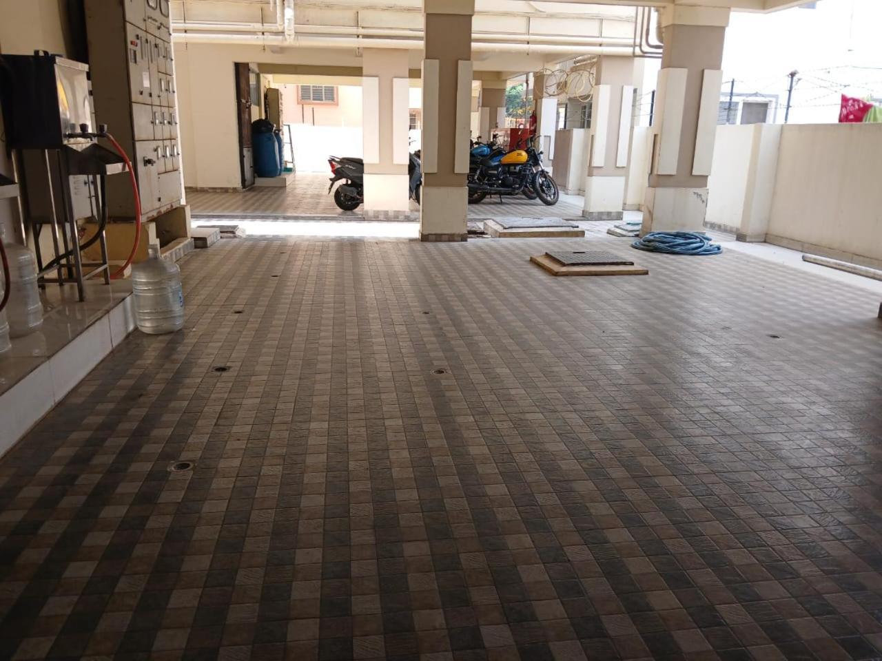 Housr Garrett Hebbal Near Manyata Tech Park