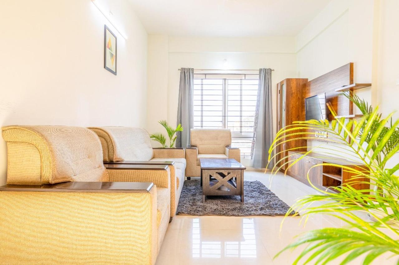 Housr Garrett Hebbal Near Manyata Tech Park * Bangalore