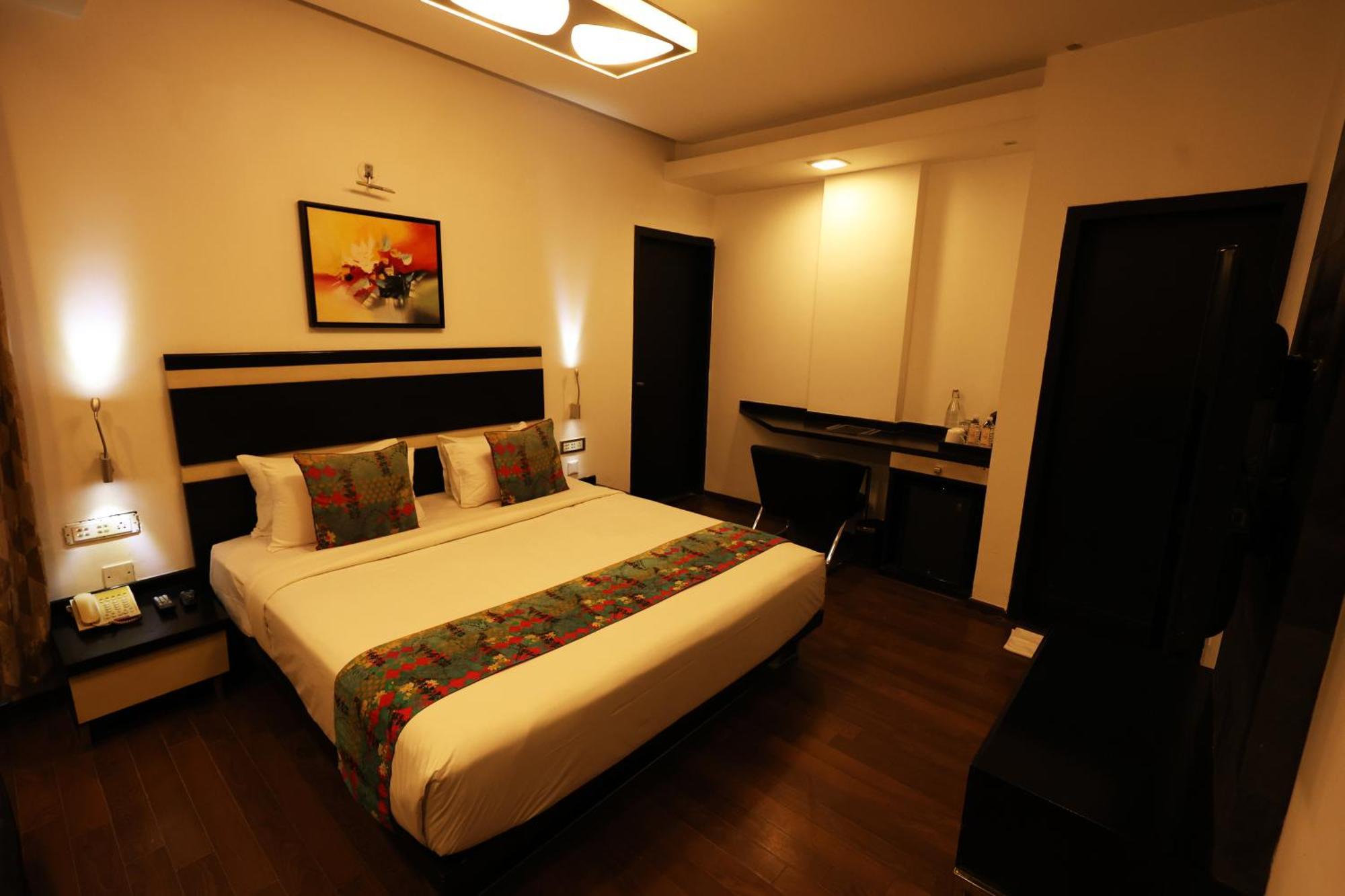 Purple Brigade, 3* Bangalore
