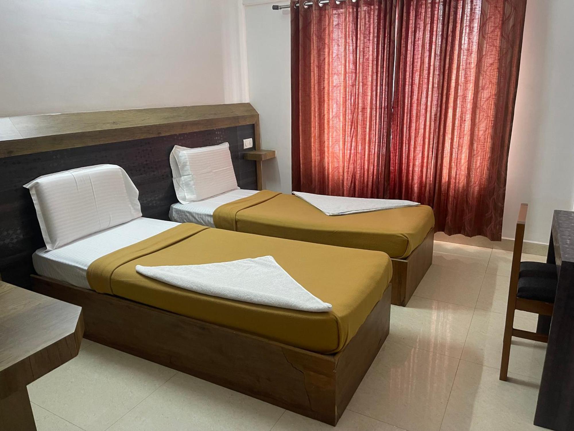 B Six Hotel 3*