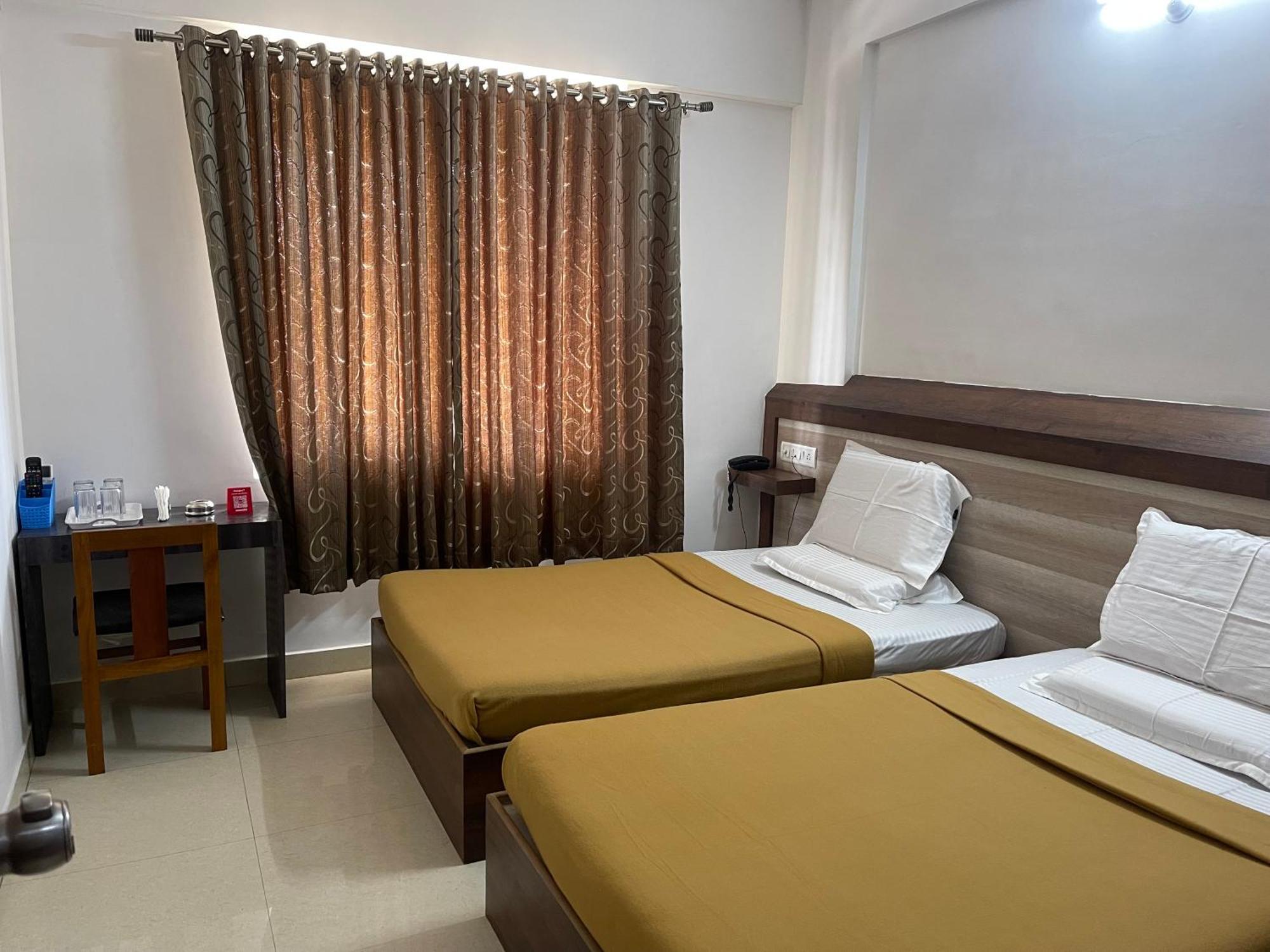 Hotel B Six
