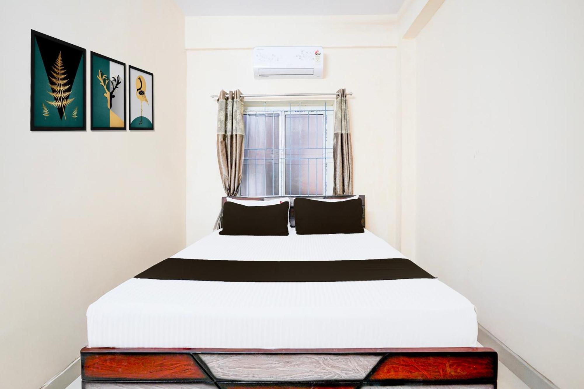 Hotel O Easynest Bharathi *