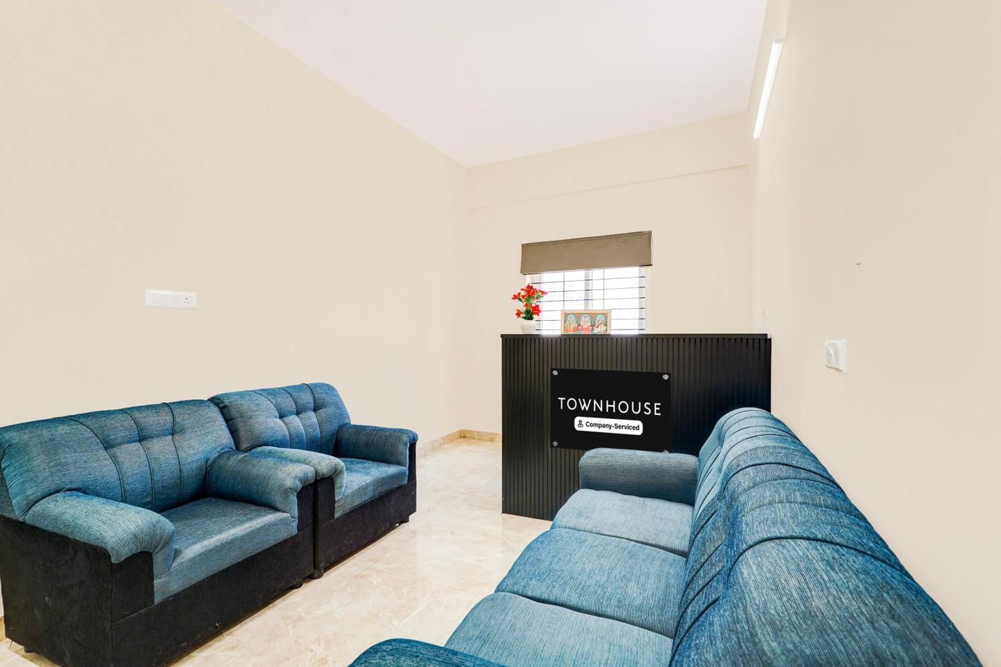 Super Townhouse Hennur Prakruthi Layout Hotel Bangalore