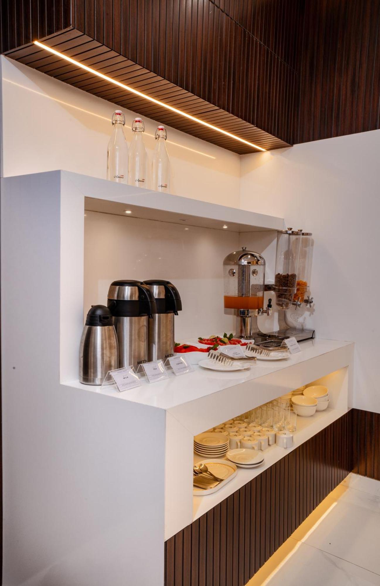 Paramos Meeds Madiwala Hotel 3*