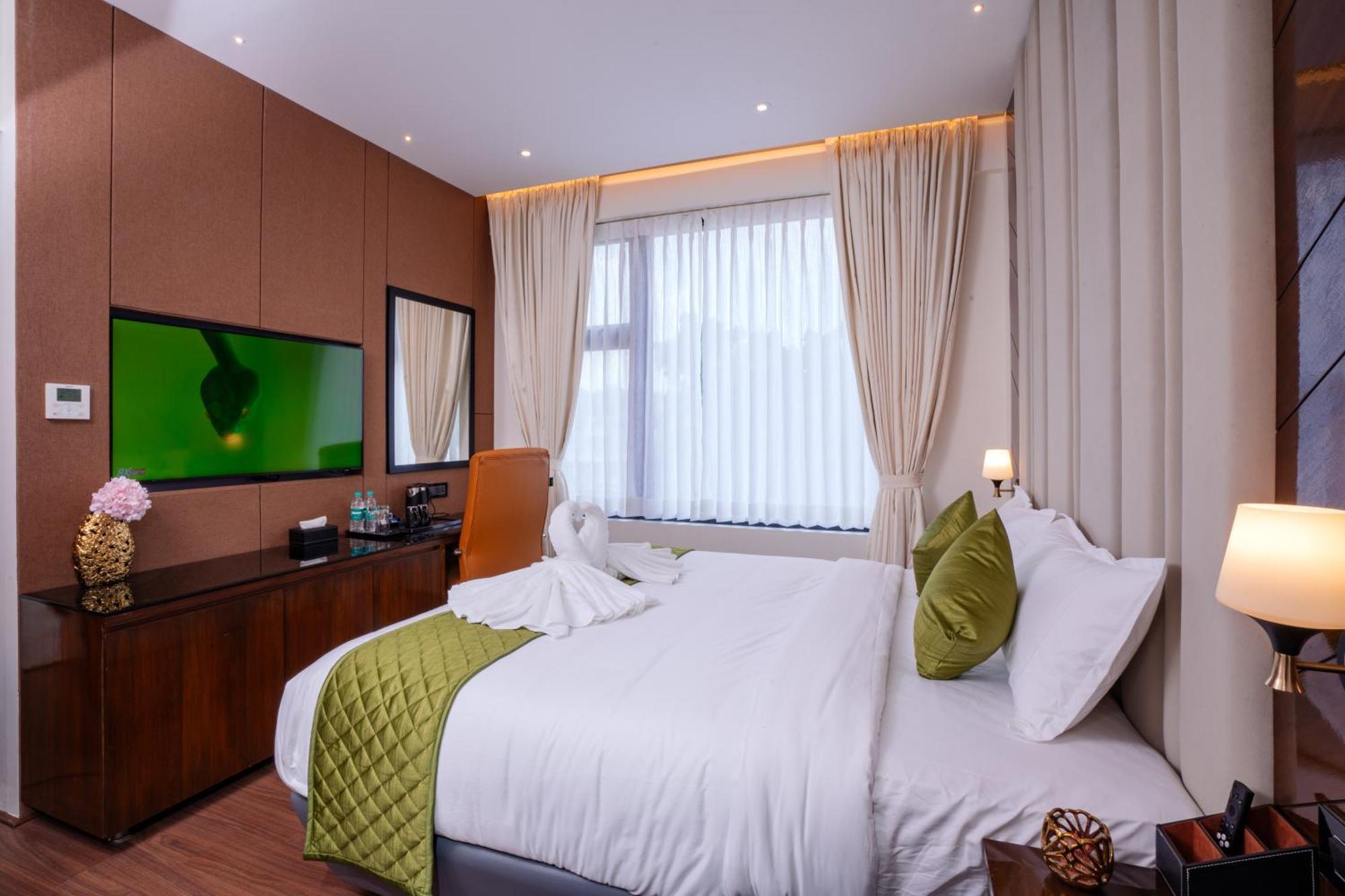 Hotel Paramos Meeds Madiwala