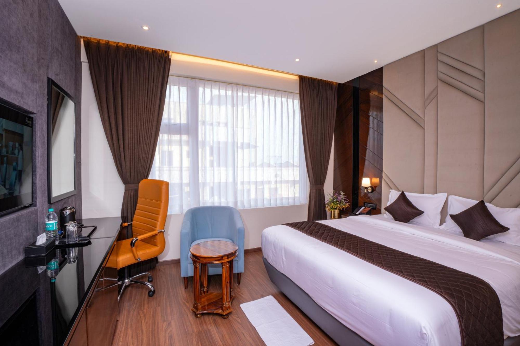 Paramos Meeds Madiwala 3* Bangalore