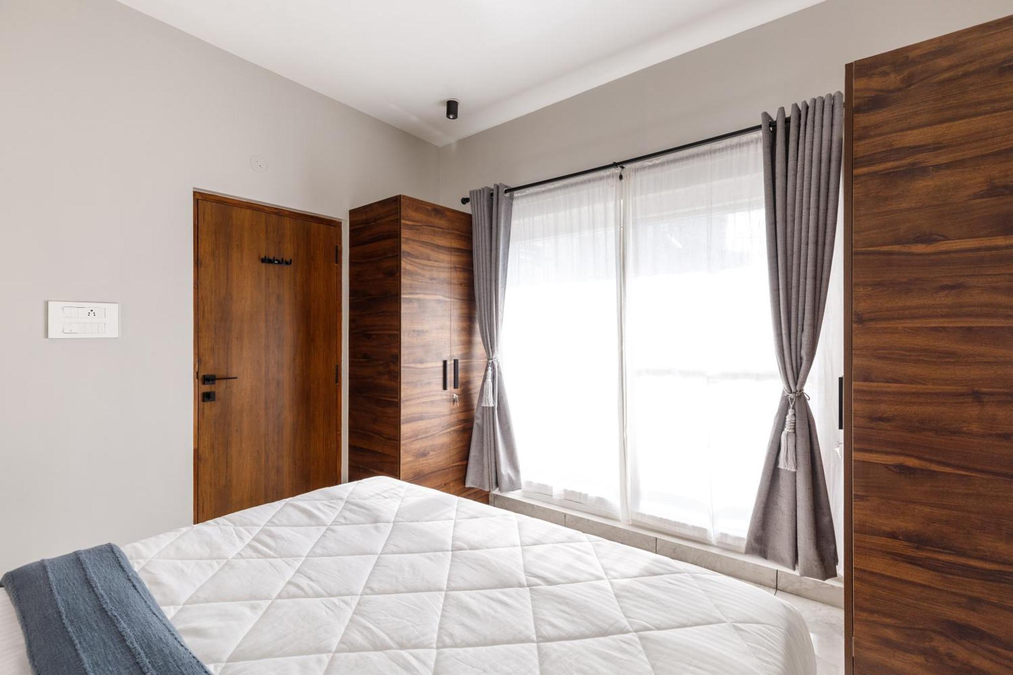 The Monarch By Red Olive-nr Manipal Hospital Bangalore