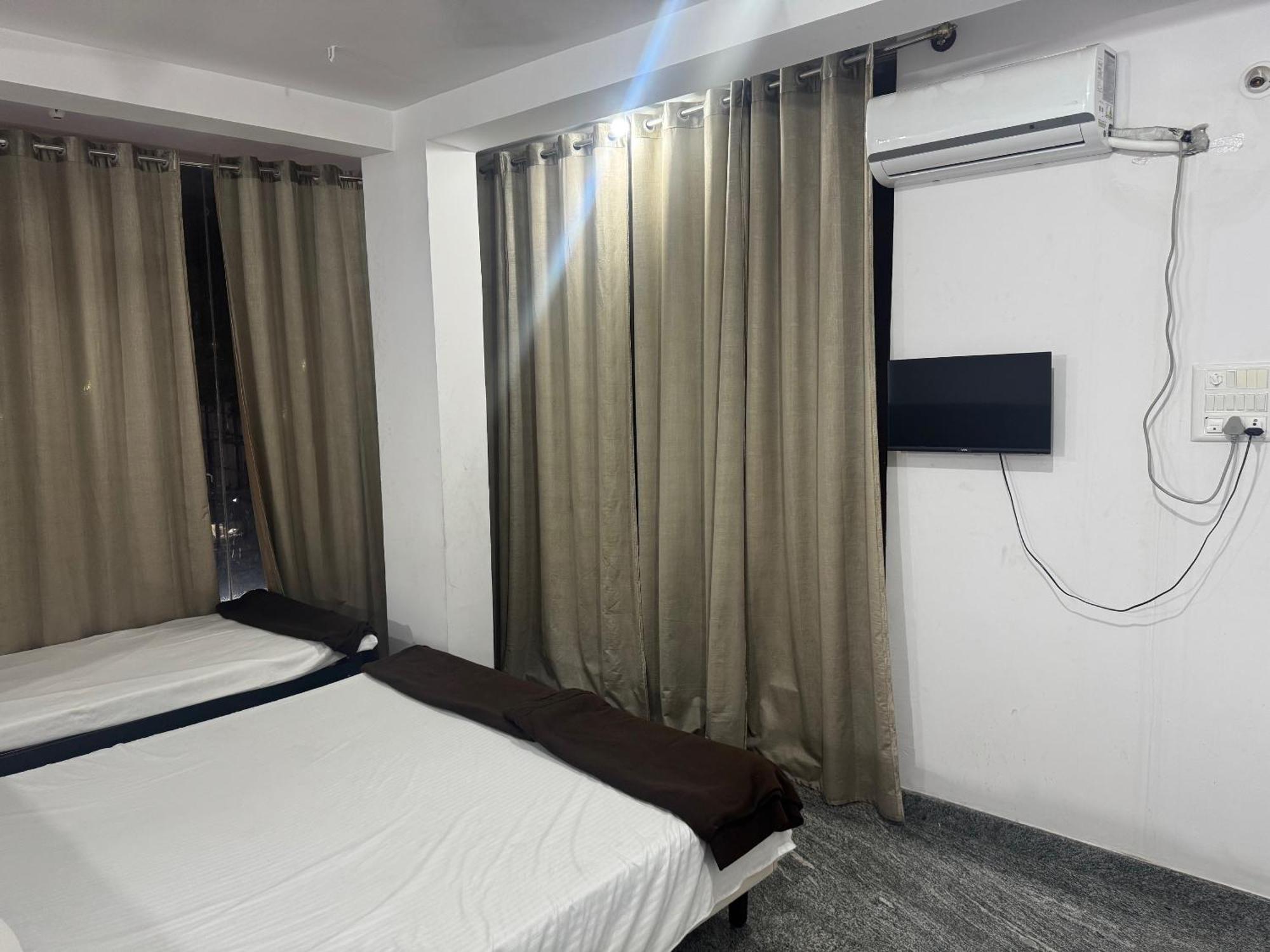 Comfort Hotel *