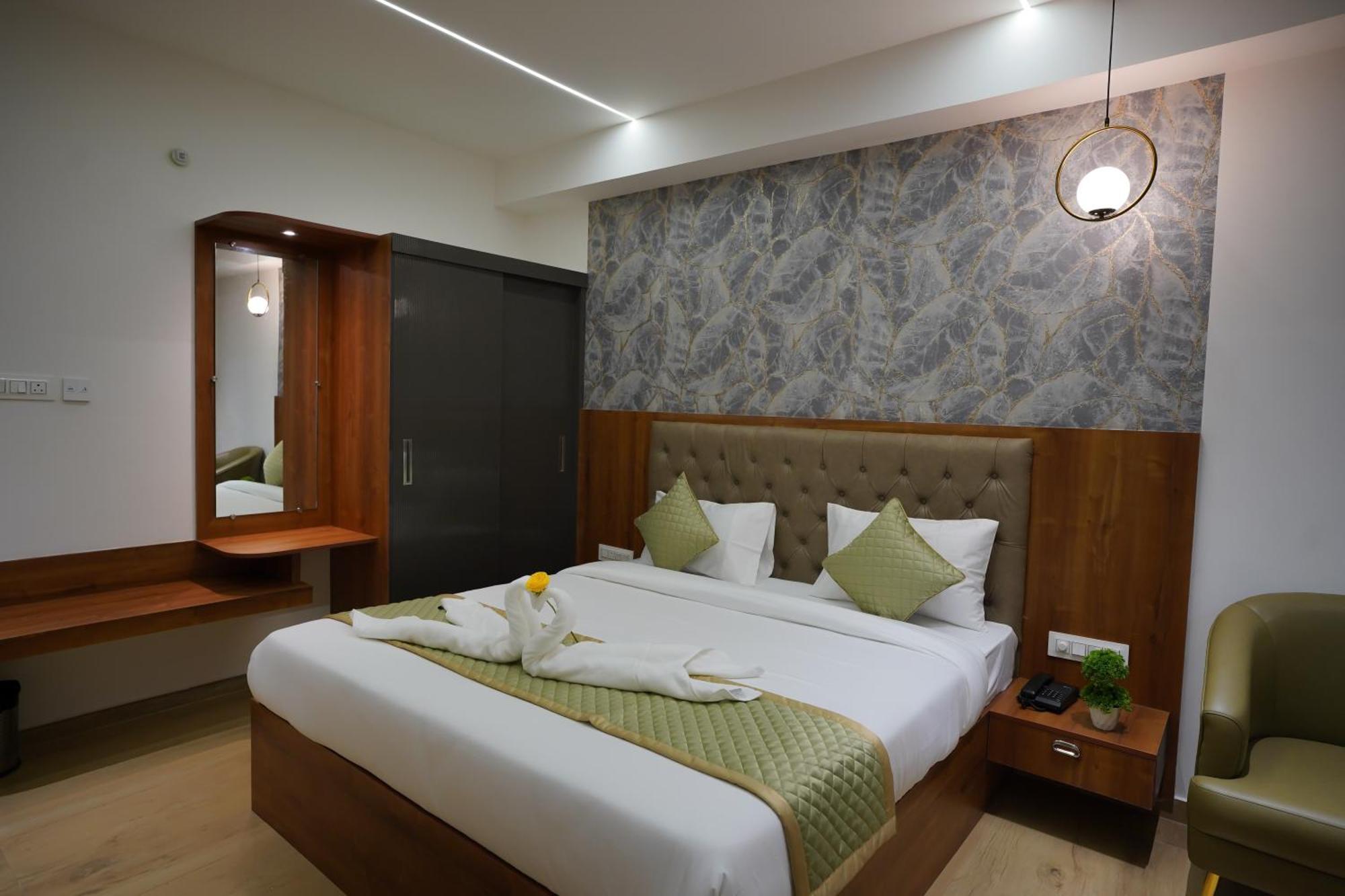 Hotel Visthara A Unit Of Suraksha 3*