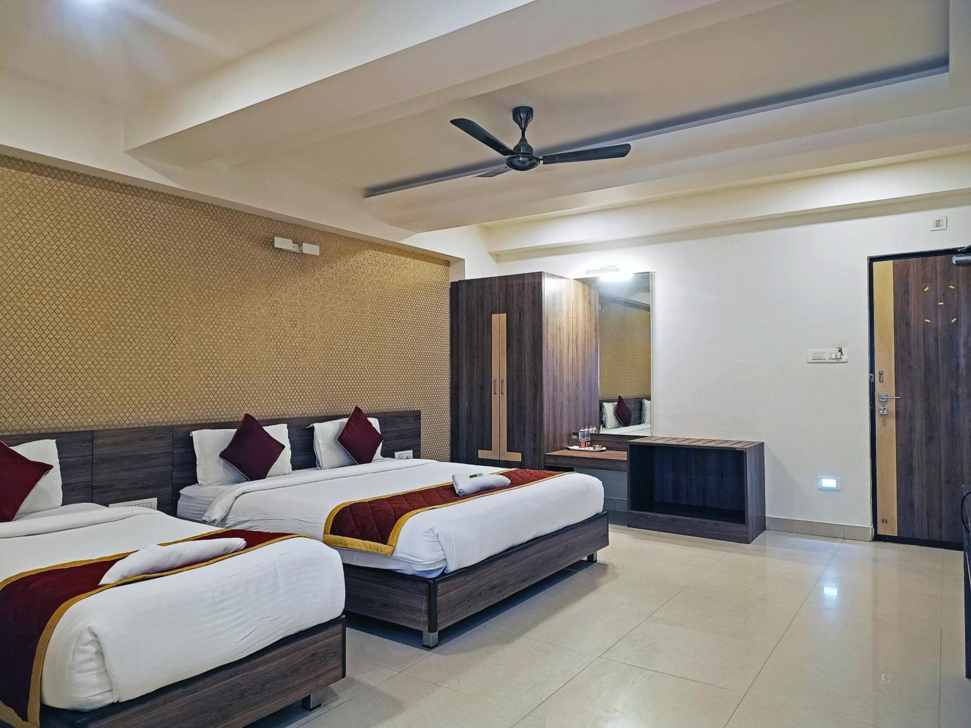 G Comforts Electronics Hotel 2*