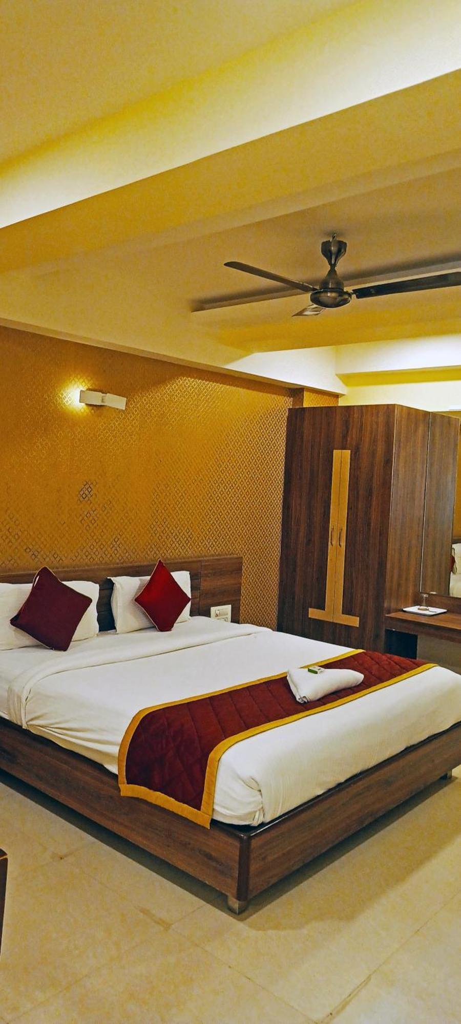 G Comforts Electronics Hotel 2*