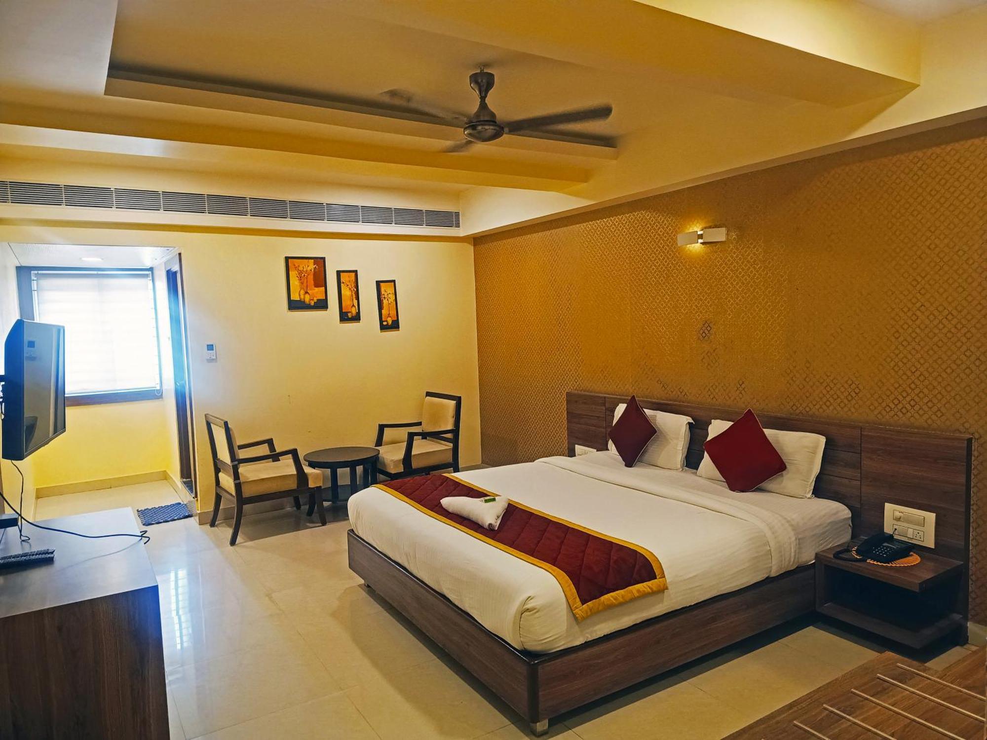 Hotel G Comforts Electronics 2*