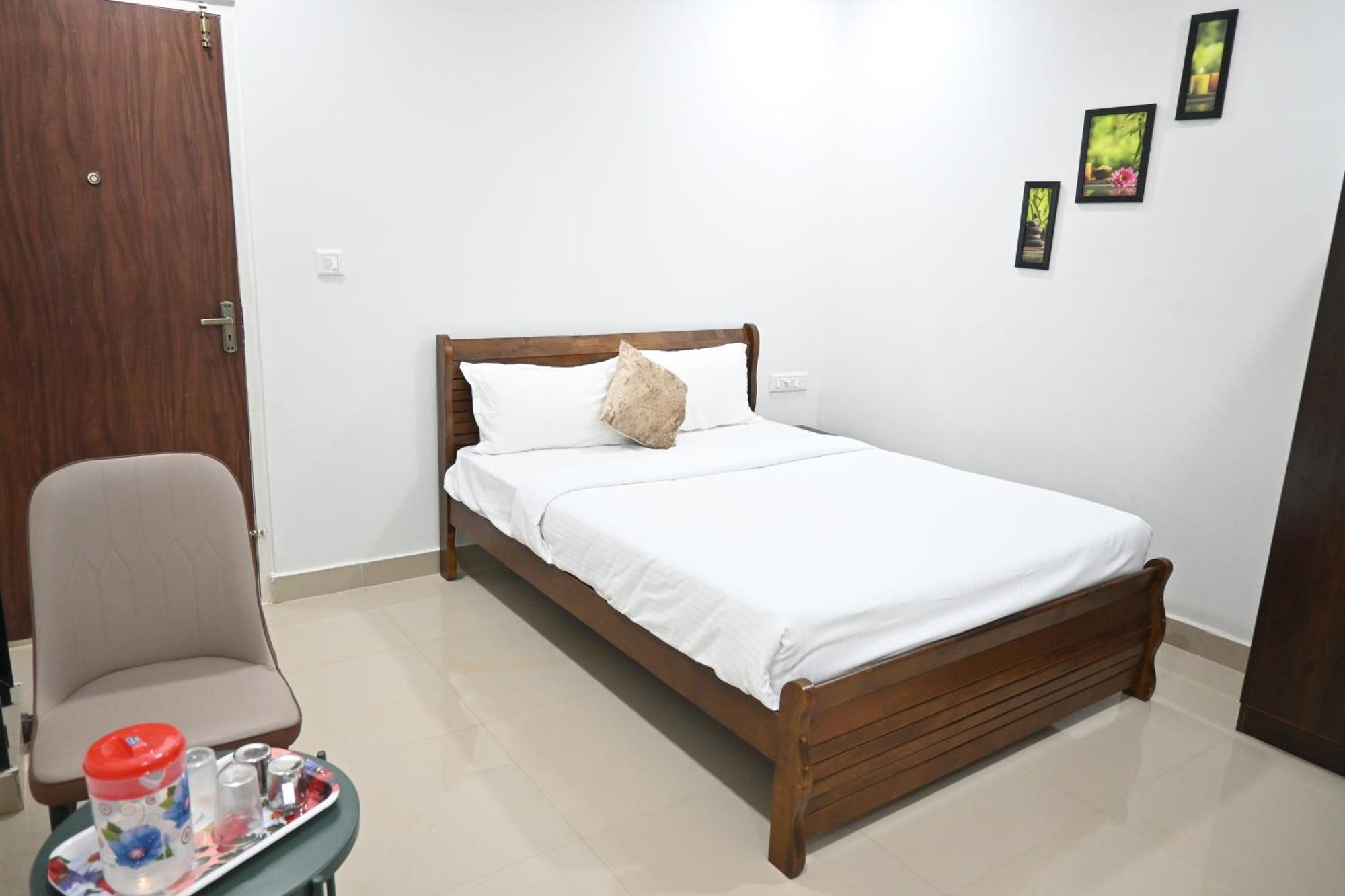 Smt Hotel