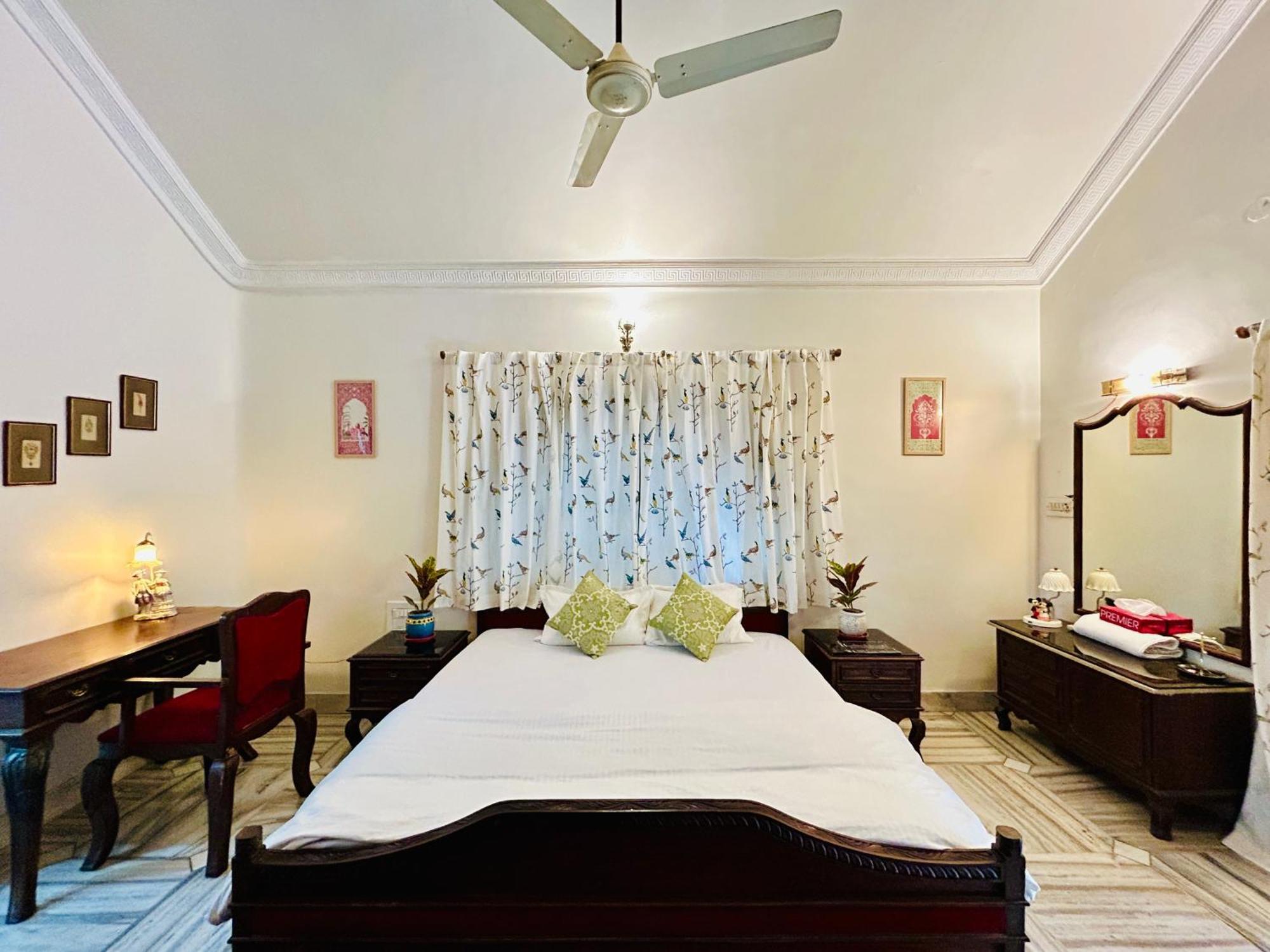 Villa Regal Saphire 5 Bhk Luxury Bangalore