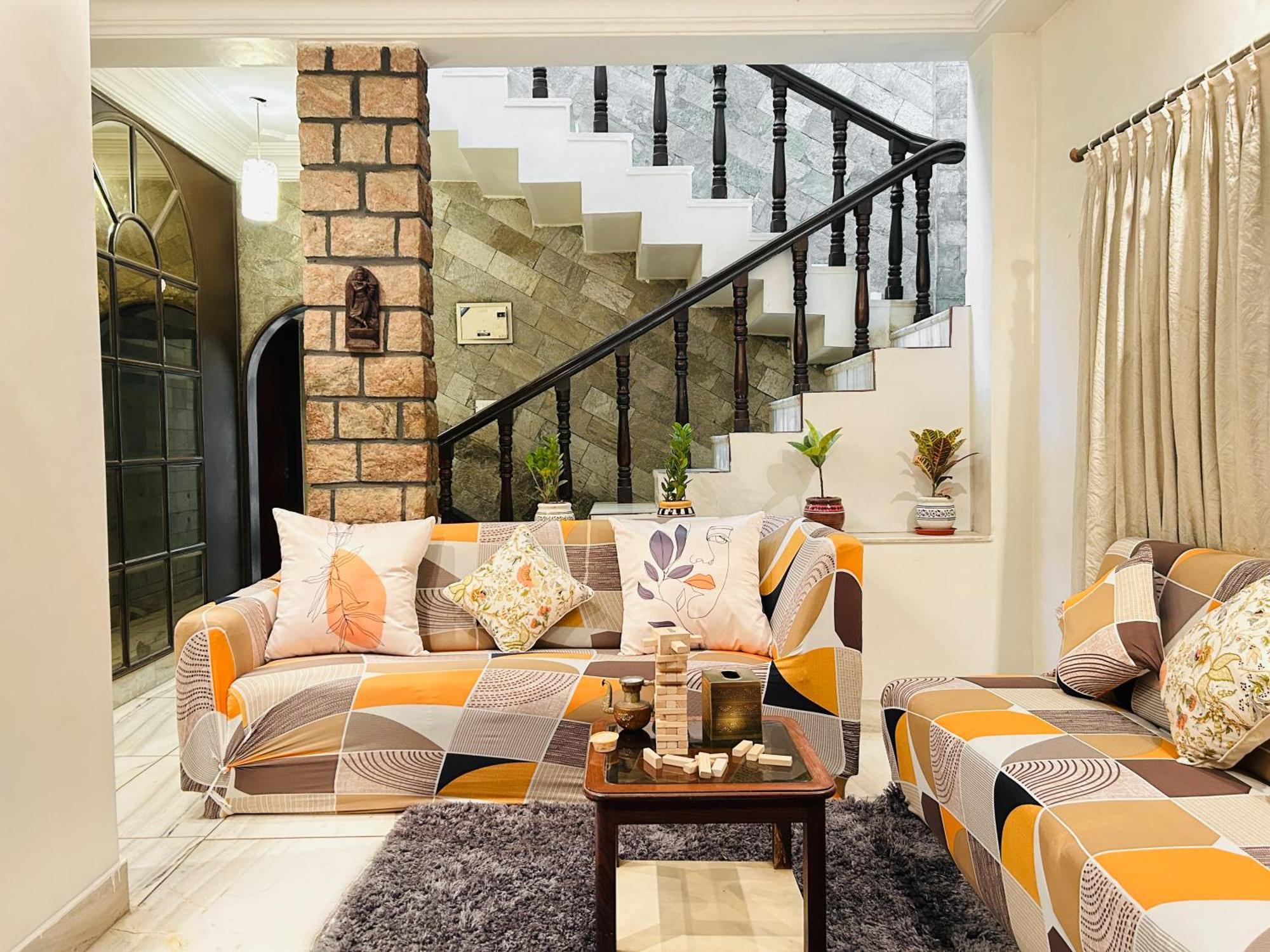 Regal Saphire 5 Bhk Luxury