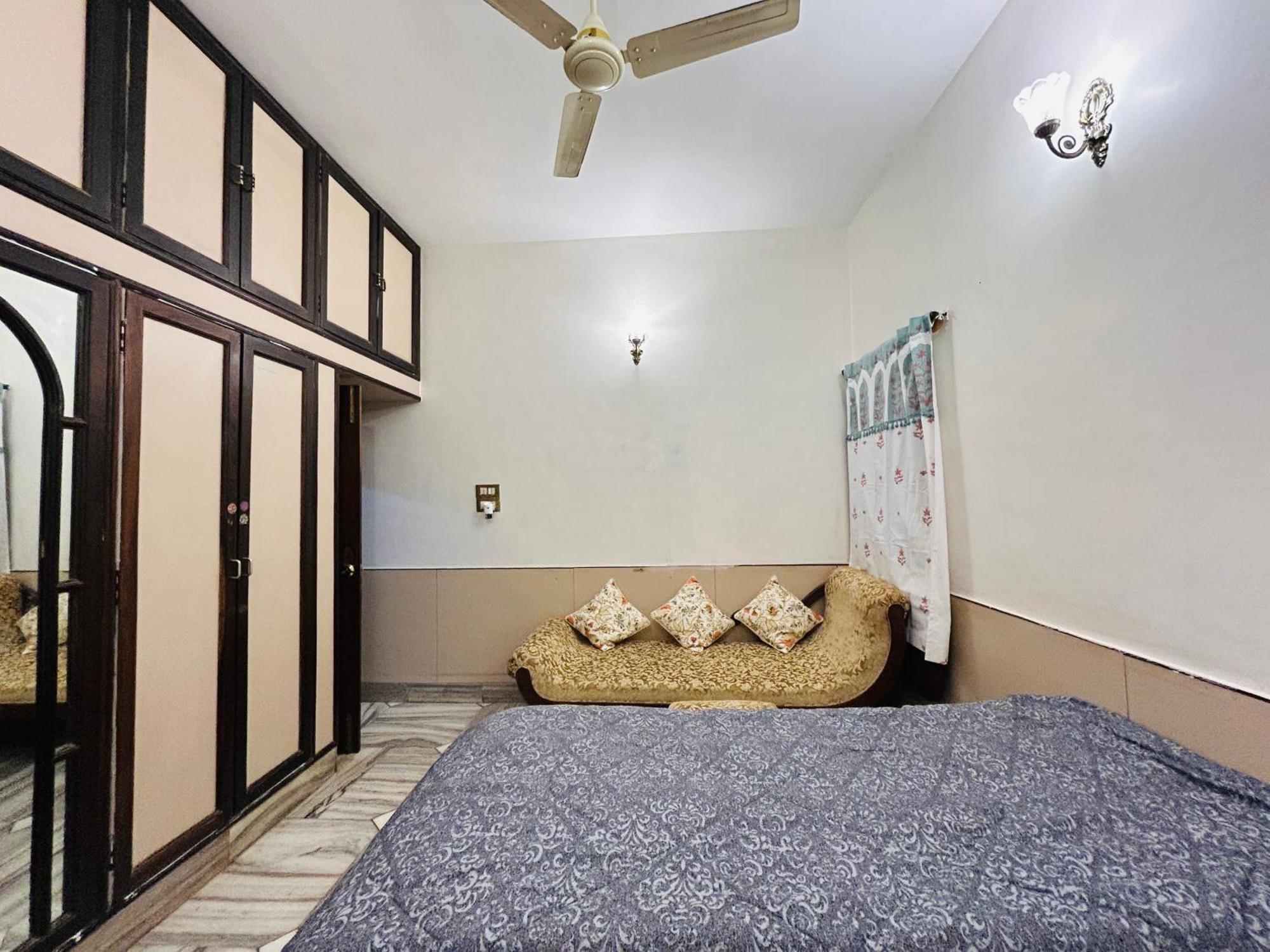 Regal Saphire 5 Bhk Luxury Bangalore