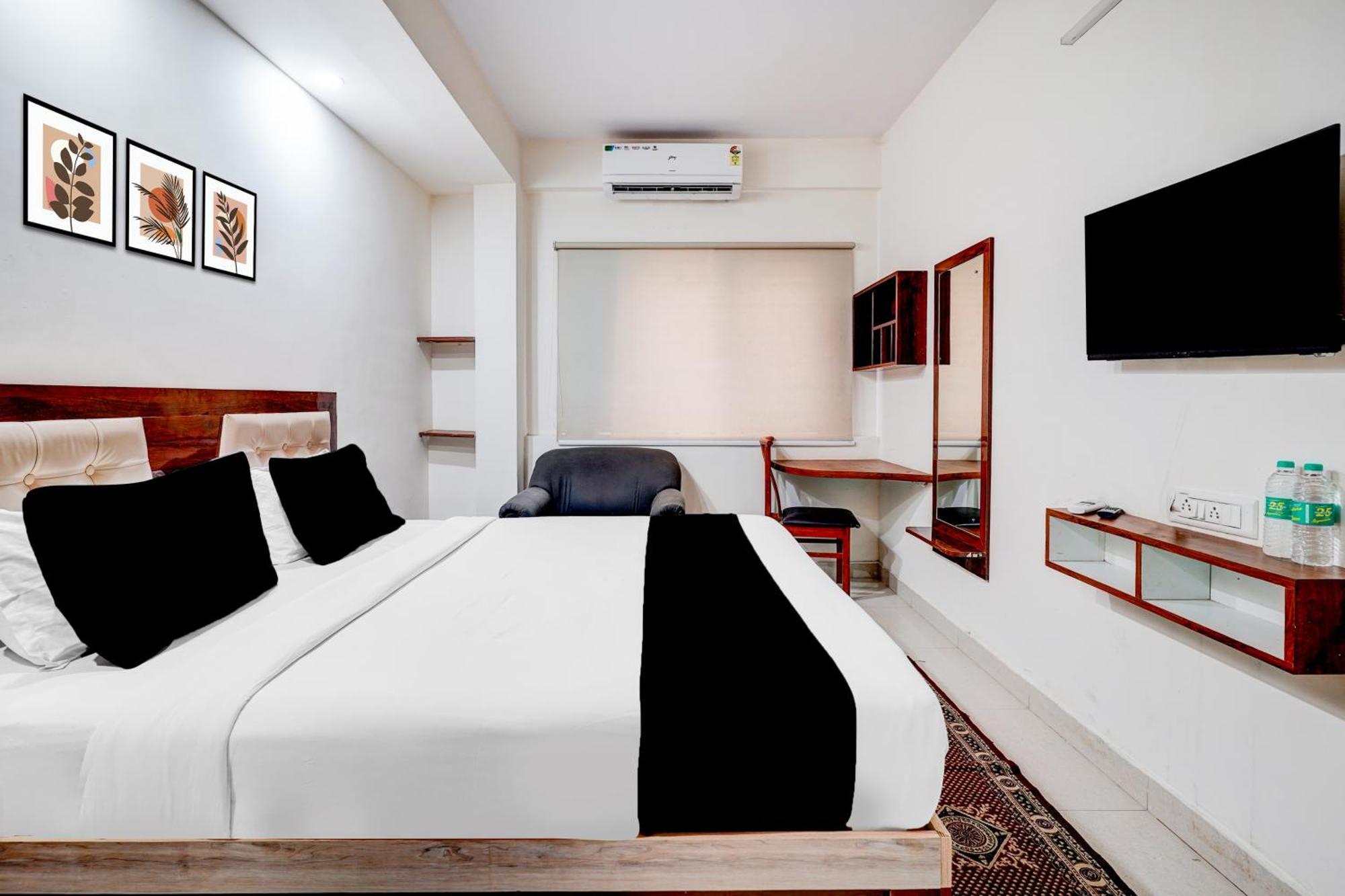 Hotel O Veritas Grand Bangalore